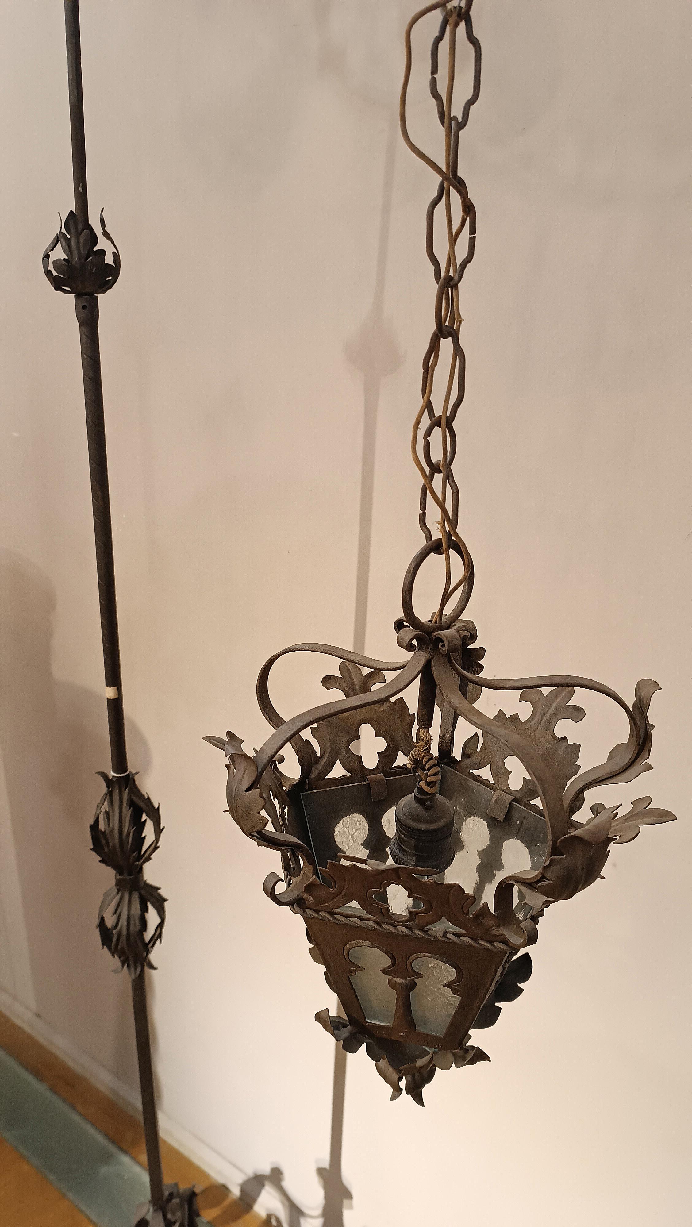 END OF THE 19th CENTURY IRON LANTERN HOLDER For Sale 7