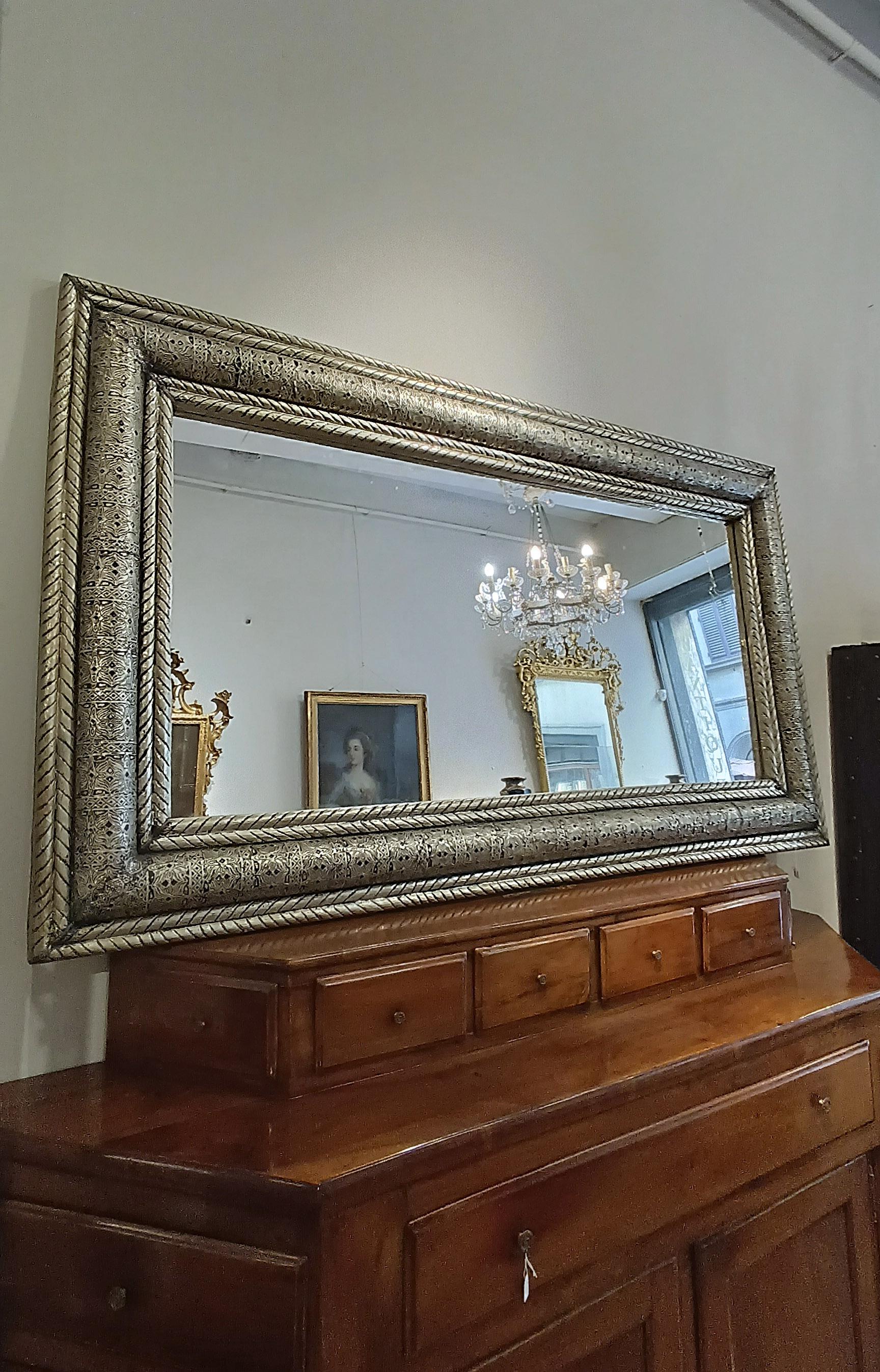 END OF THE 19th CENTURY LARGE SILVER-PLATED COPPER MIRROR  For Sale 2