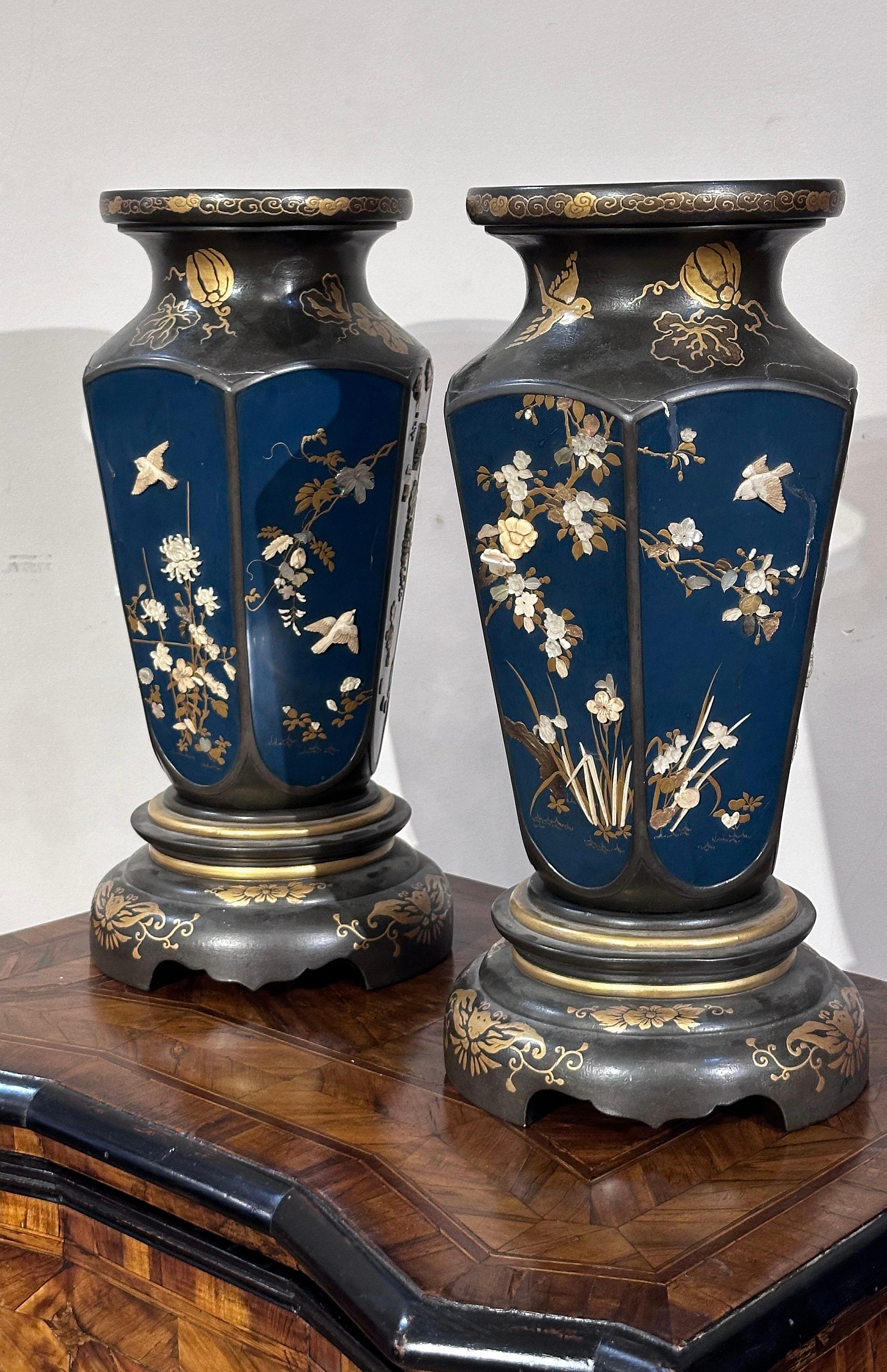 Meiji END OF THE 19th CENTURY PAIR OF JAPANESE VASES For Sale