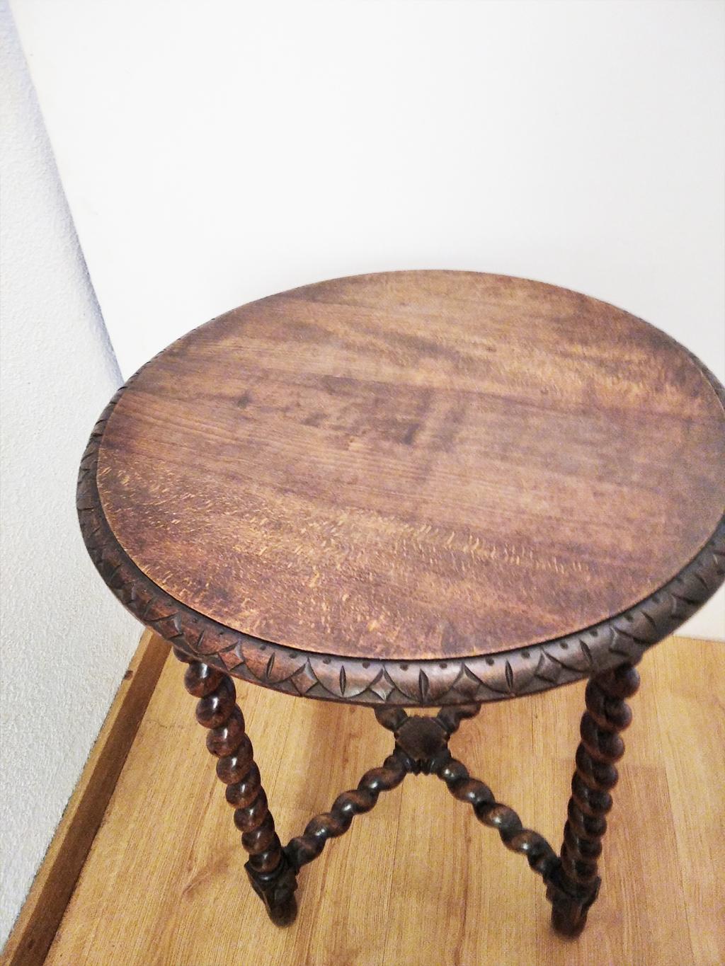 spain leg table