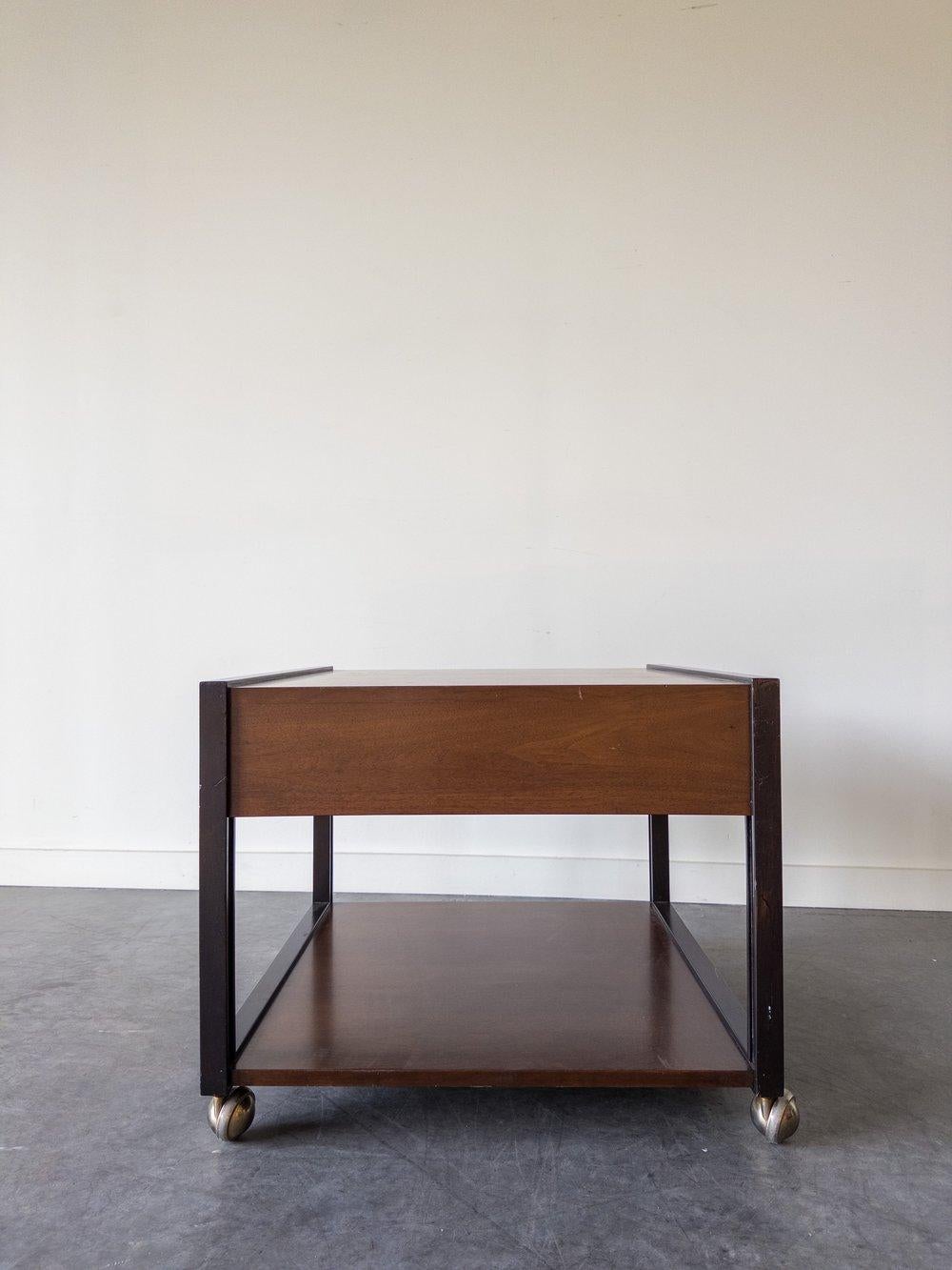 Laiton Table d'appoint Edward Wormley pour Dunbar en vente