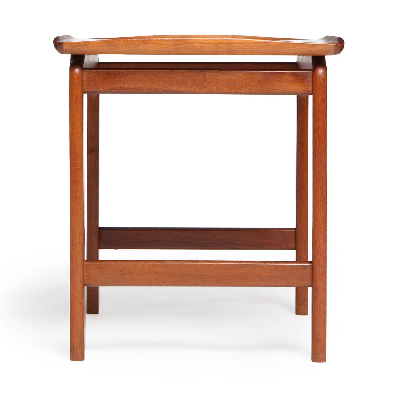 Metà XX secolo Tavolino in teak di Peter Hvidt & Orla Mölgaard-Nielsen in vendita