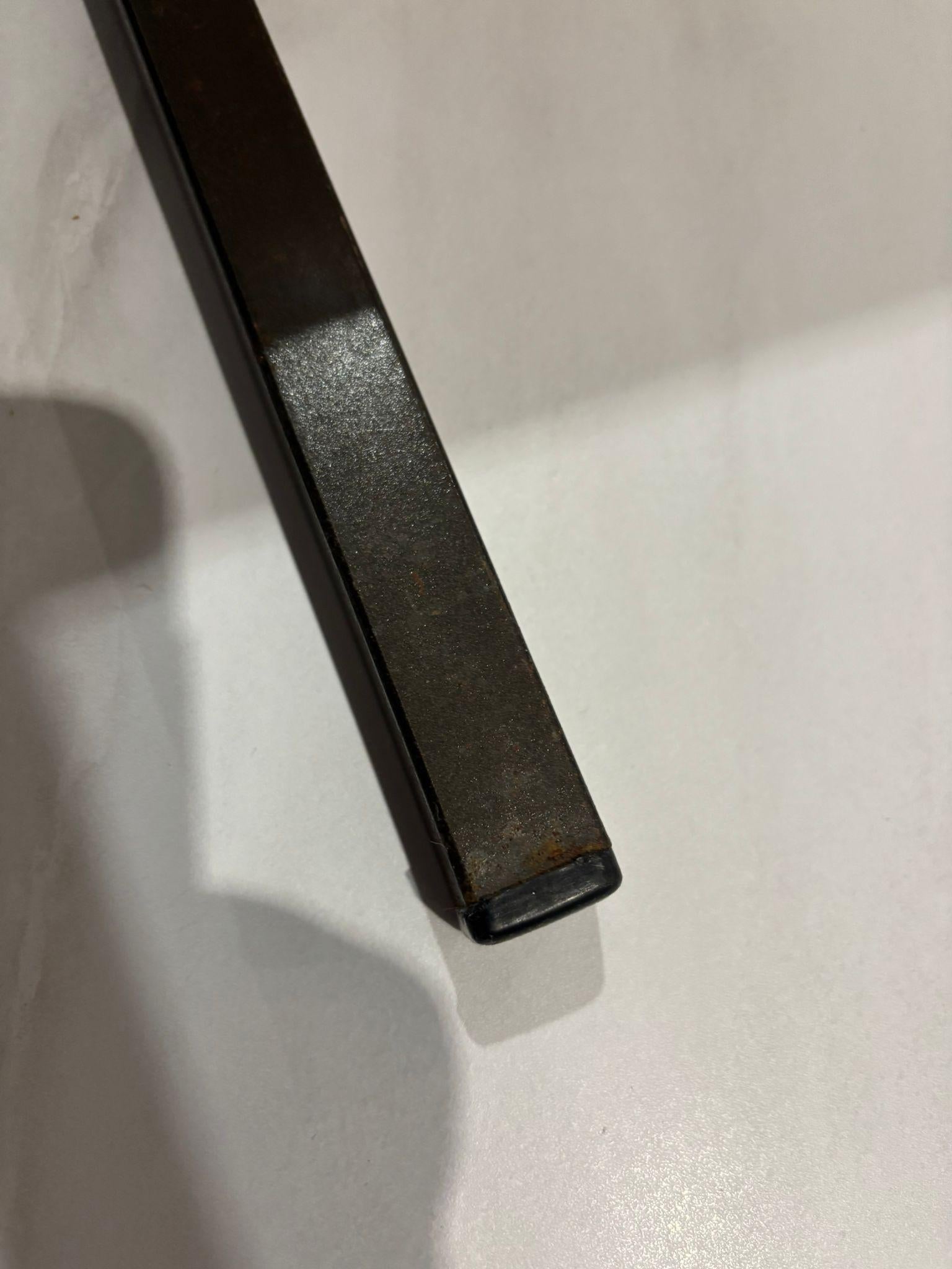 End table by Roger Capron en vente 5