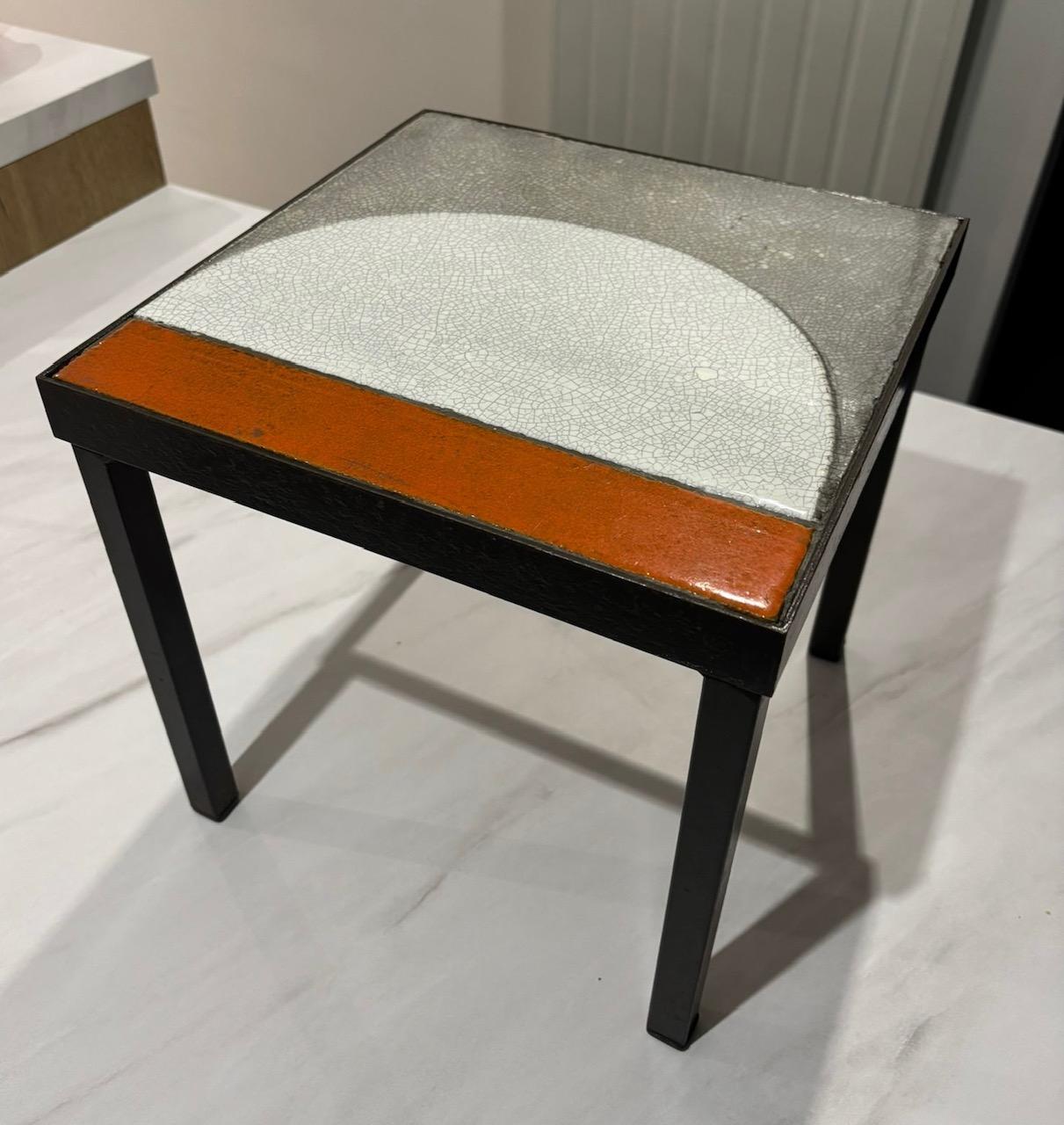 End table by Roger Capron en vente 2