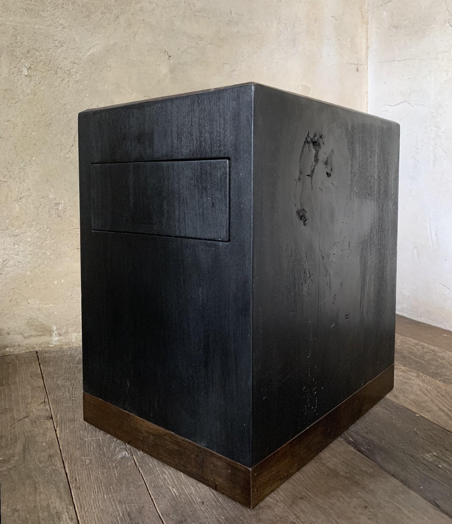Abschlusstisch Reclaimed Wood Cube Largo im Zustand „Gut“ im Angebot in Vosselaar, BE