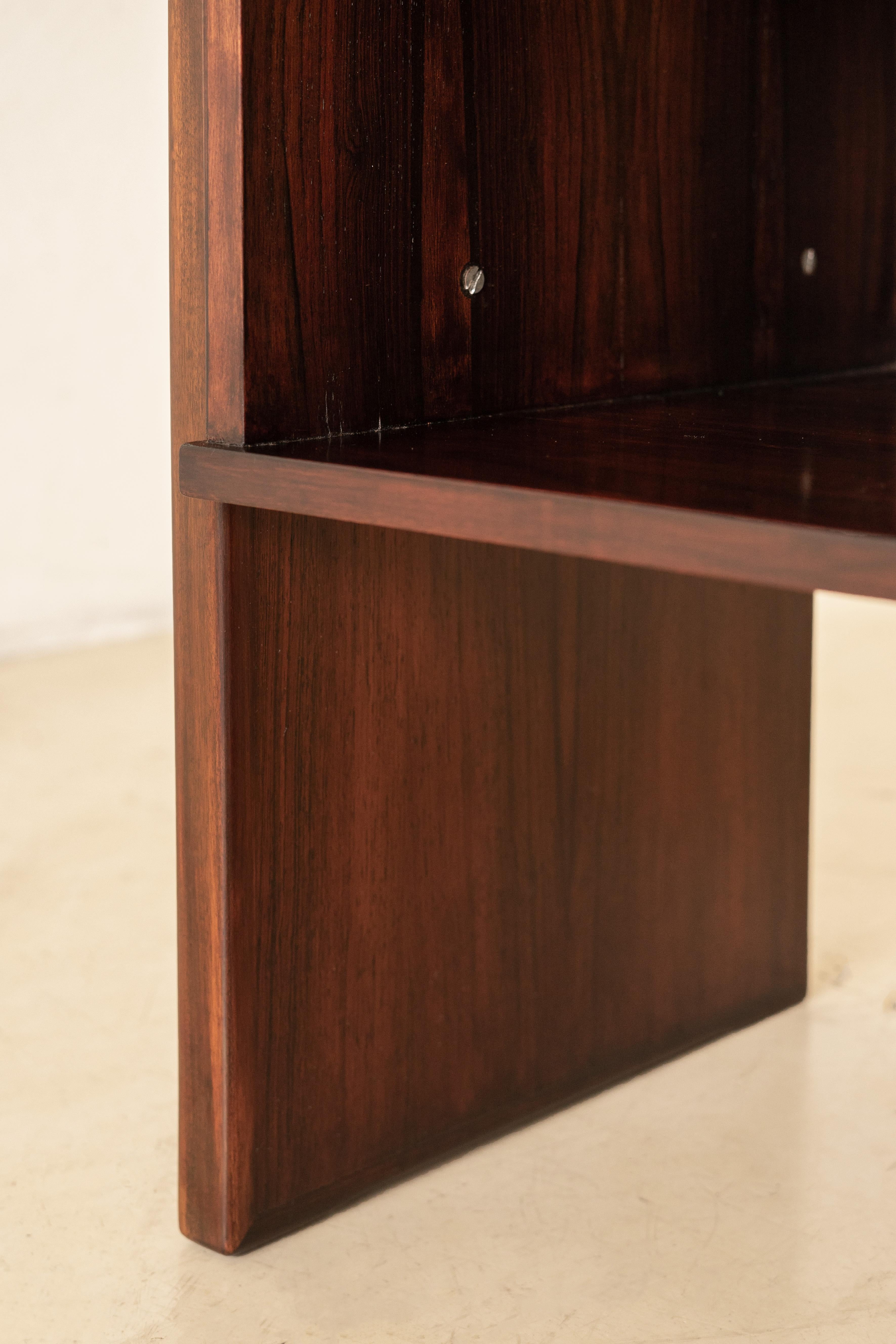 Metà XX secolo Tavolini di Joaquim Tenreiro, metà del secolo scorso, Brasile, 1965 in vendita