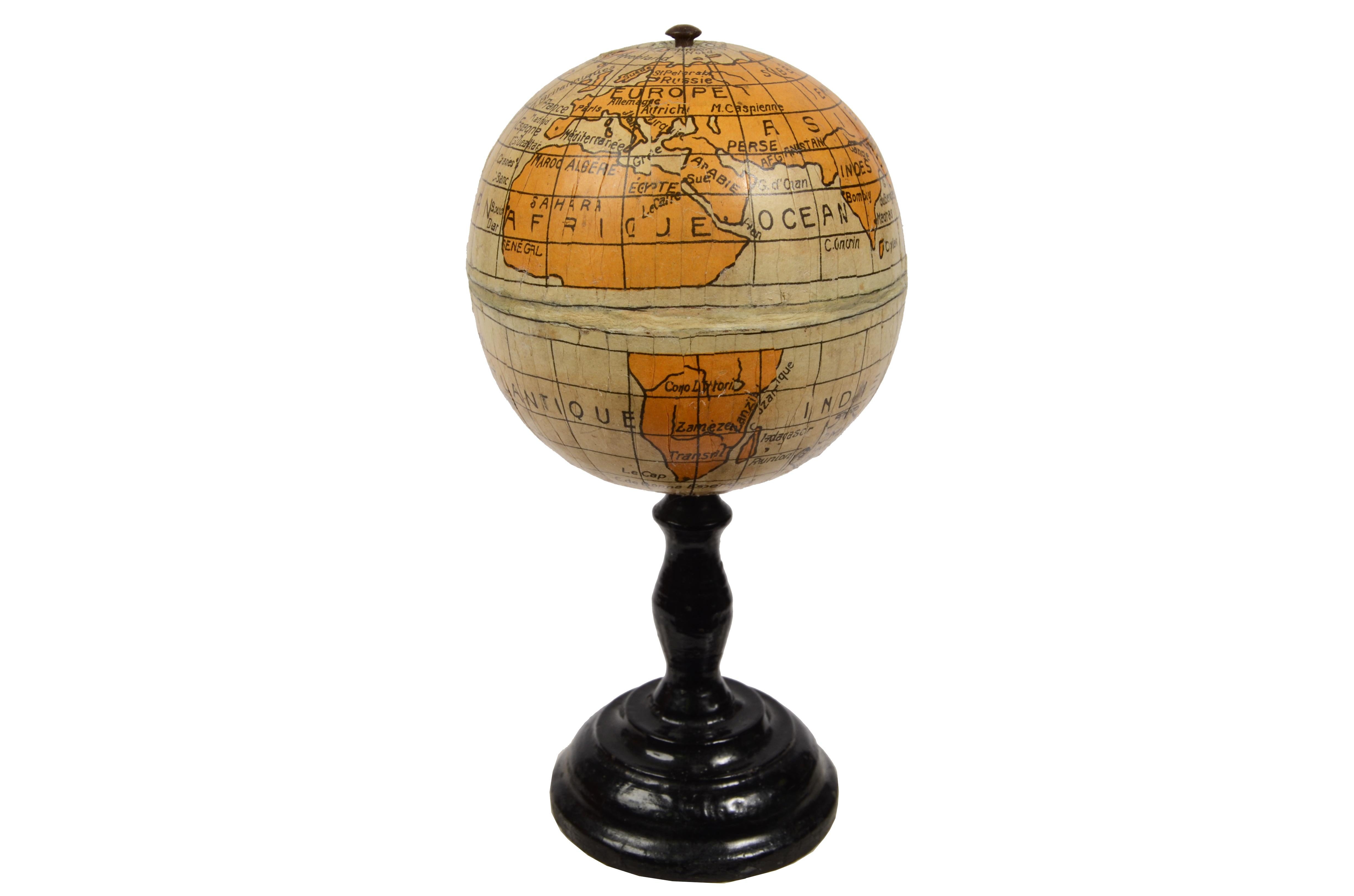 End XIX century Small Terrestrial Globe Signed C.M.C Paris Papier Maché Sphere For Sale 4