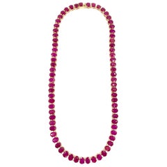 Endless Oval Ruby Necklace in Yellow Gold Vintage Endless Oval Ruby Necklace in Yellow Gold