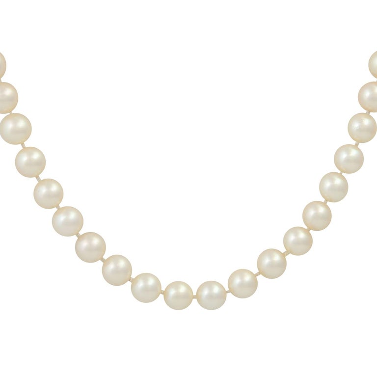 Endless Pearl Necklace For Sale at 1stDibs