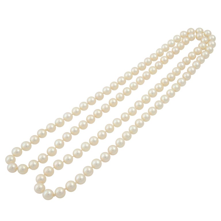 Endless Pearl Necklace For Sale at 1stDibs