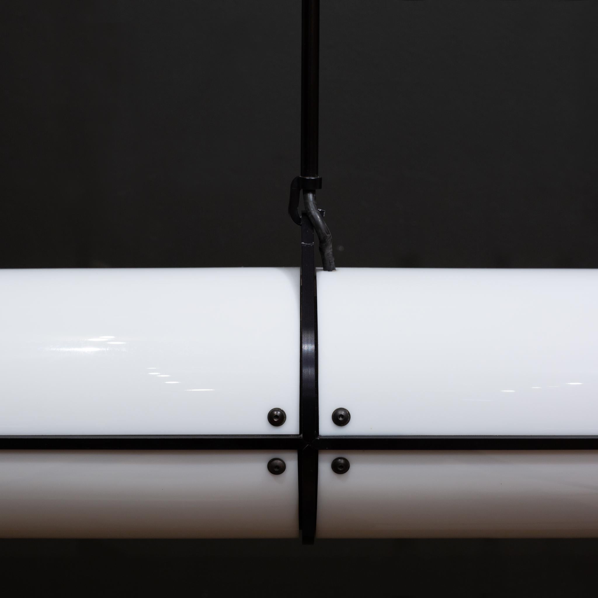 Endless Straight - Lámpara de 3 unidades de Jason Miller para Roll & Hill Estadounidense en venta