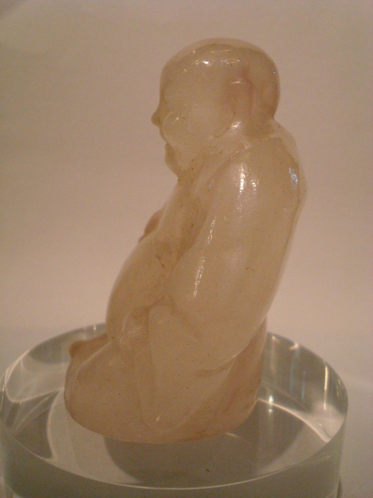 Energetic Glass Buddha by Almeric Walter, Pate de Verre, France, 1900s In Good Condition For Sale In Buenos Aires, Olivos