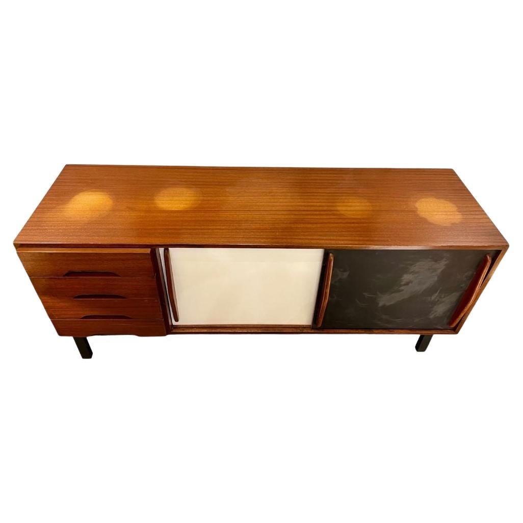 Enfilade Cansado Anrichte