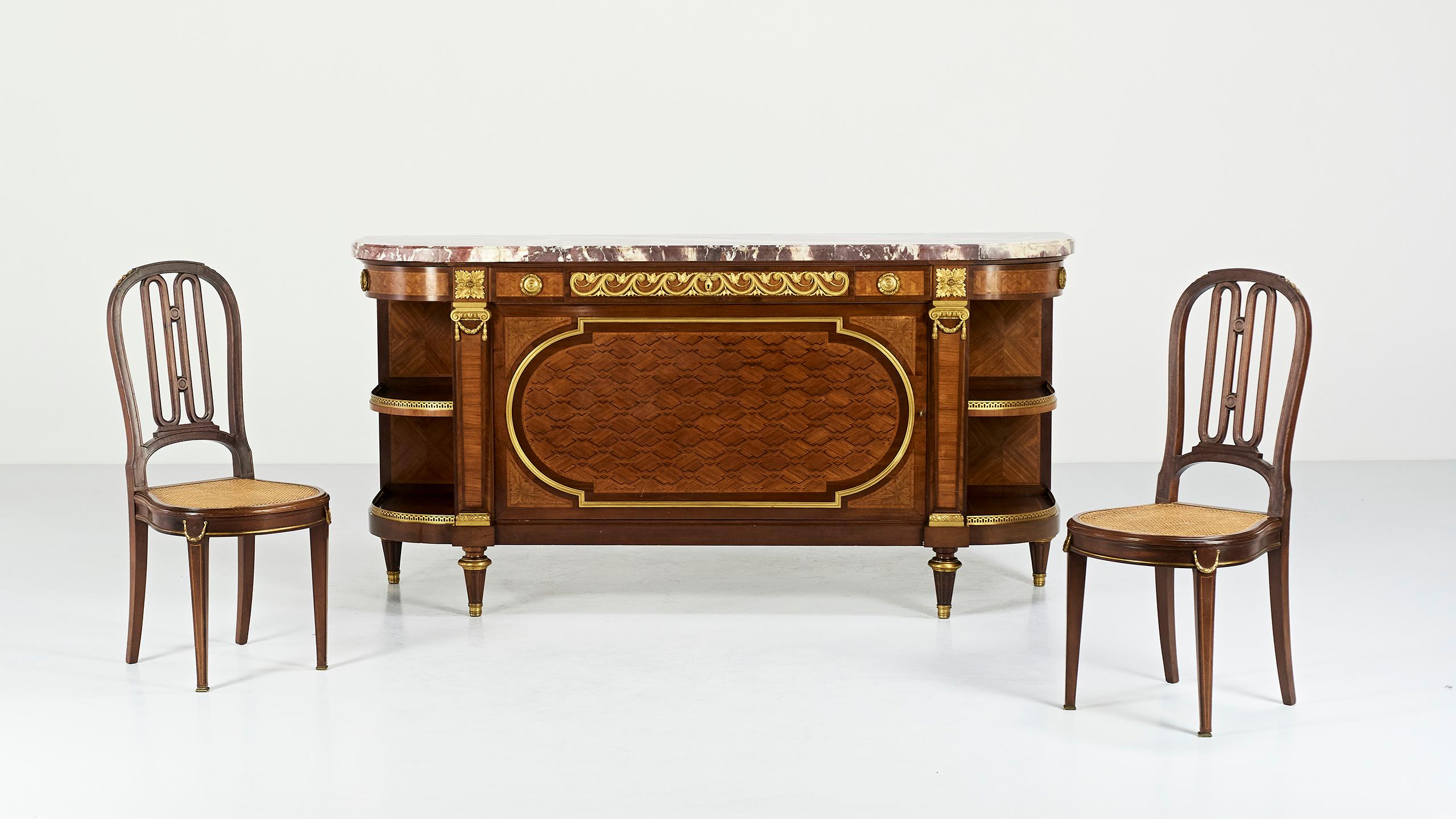 Enfilade de style Louis XVI réalisée vers 1830 par la Maison Krieger en vente 3