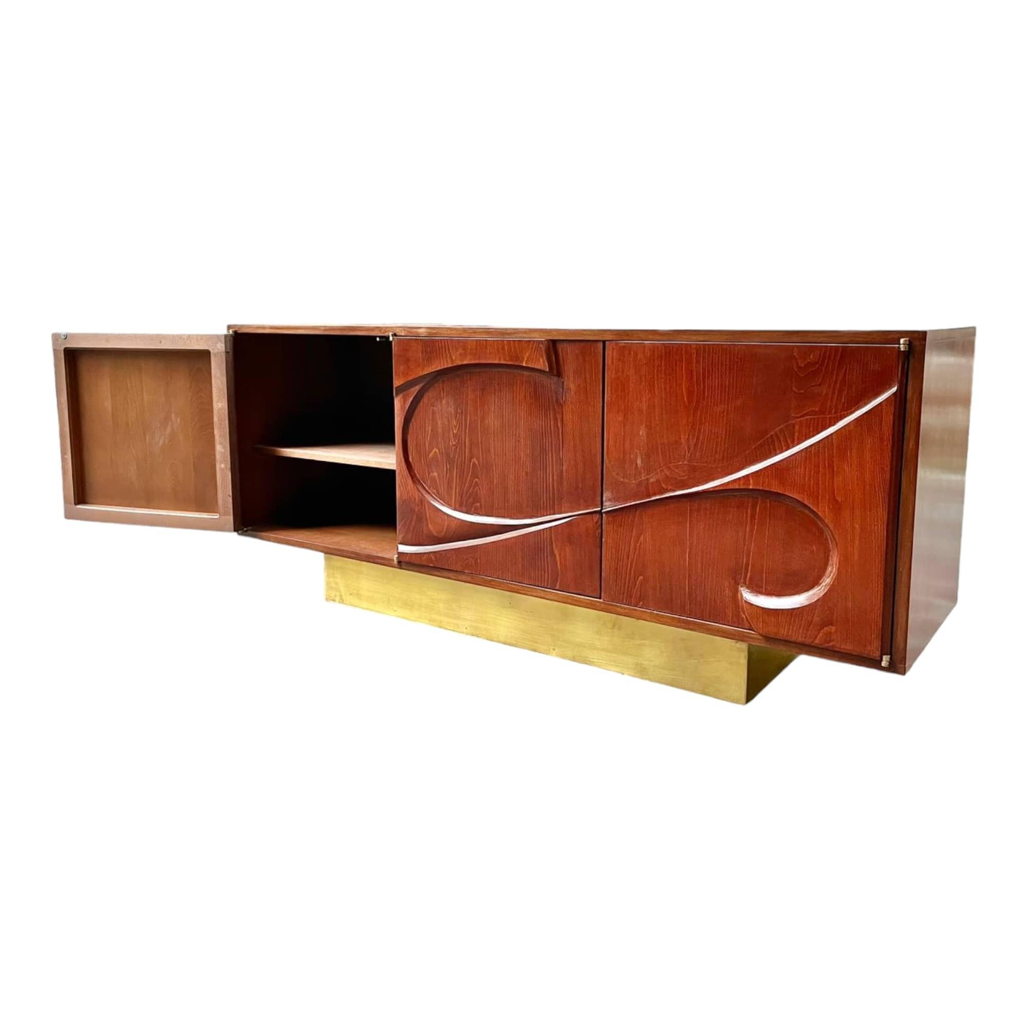 20th Century Michael Coffey Style Sideboard  For Sale 2