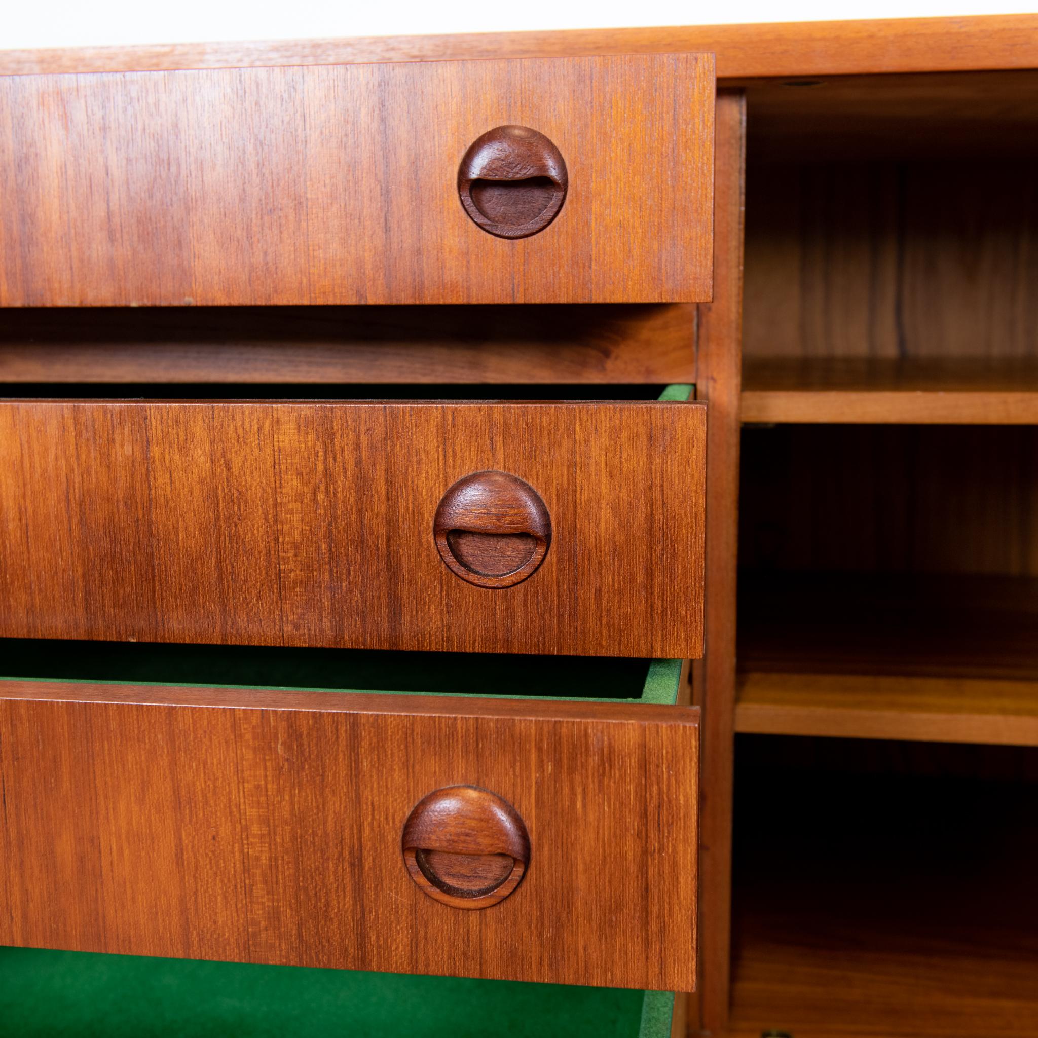 Enfilade scandinave en teck 1960 In condizioni buone in vendita a SAINT-SEVER, FR