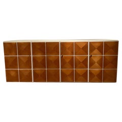 Commodes and Chests of Drawers