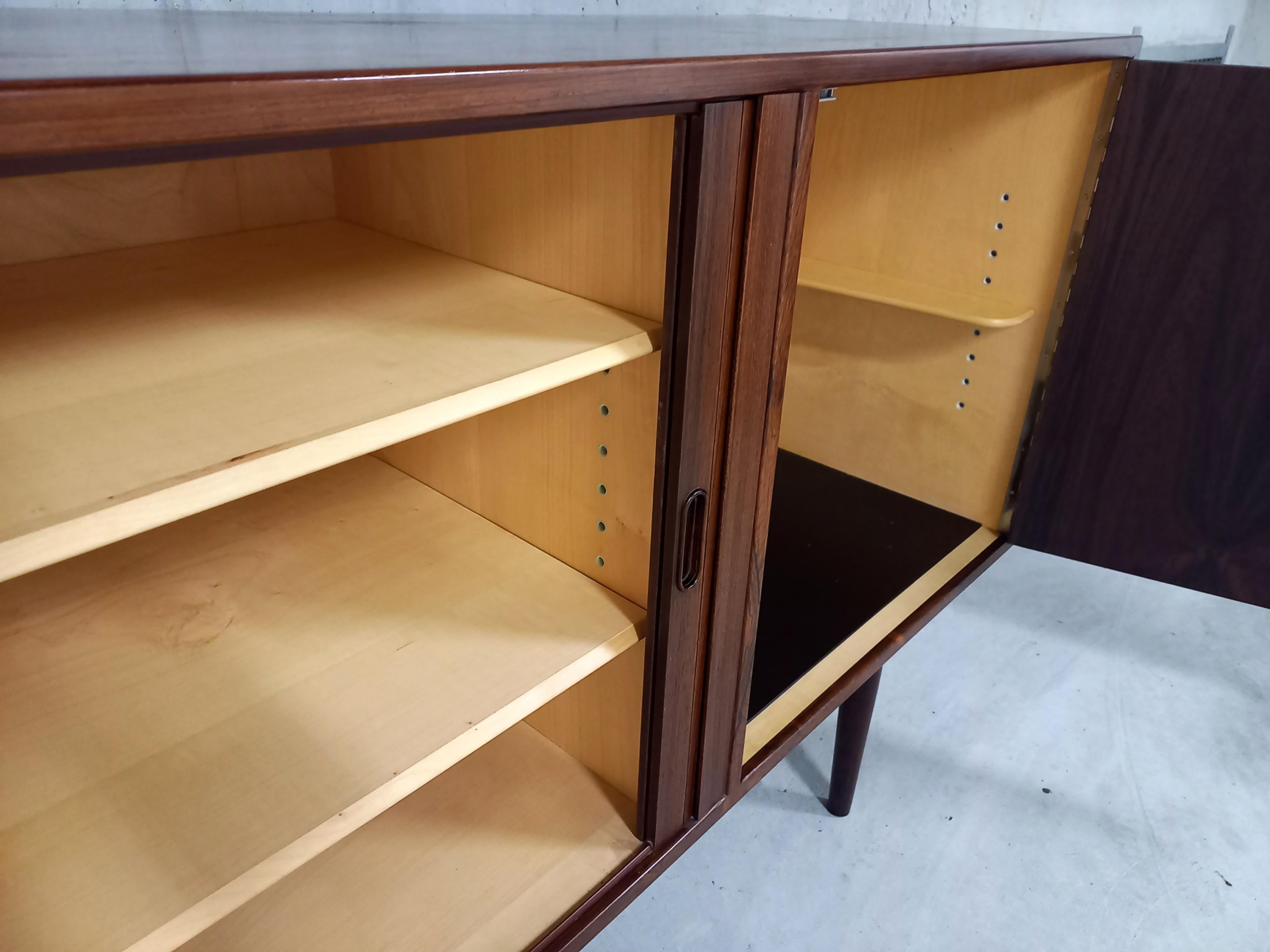 Enfilade vintage scandinava in palissandro anni '60 del designer Arne Vodder In condizioni buone in vendita a BESANÇON, FR