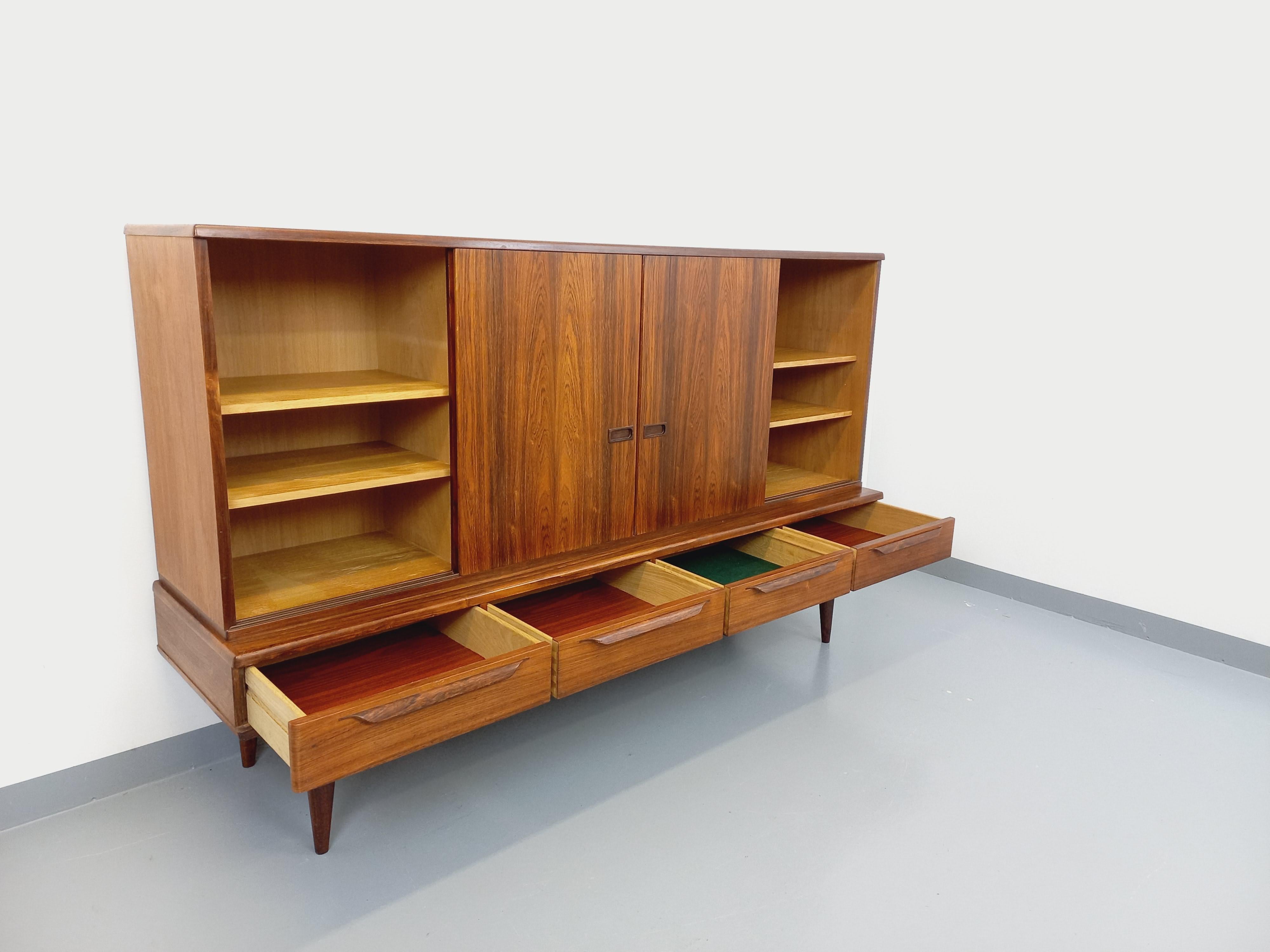 Teak Enfilade vintage scandinave en palissandre Bordum & Nielsen par Samcom