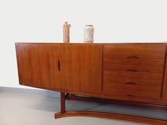 Enfilade vintage scandinave en teck des années 60 du designer Johannes Andersen
