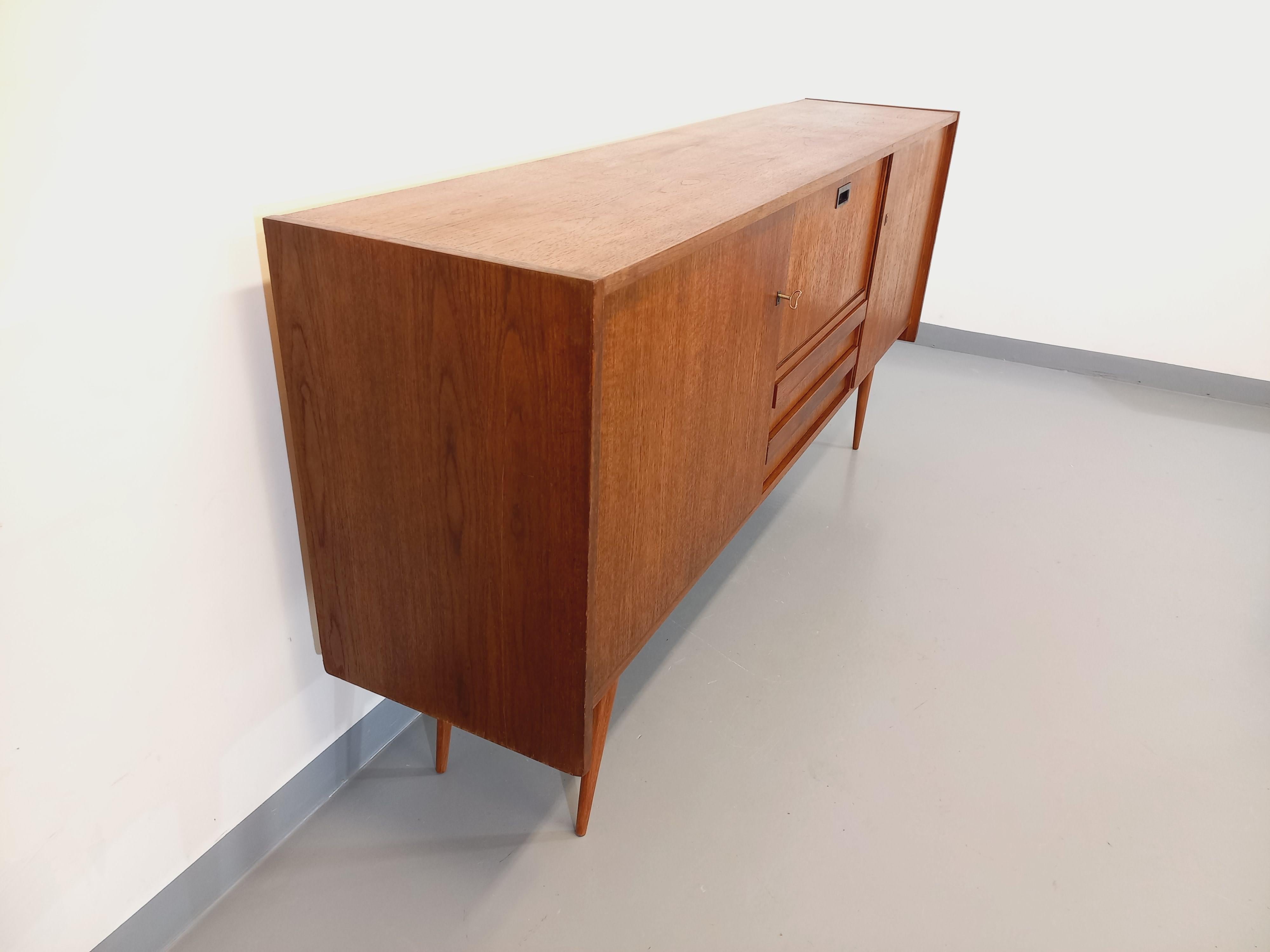 Enfilade vintage style scandinave en teck des années 60 3