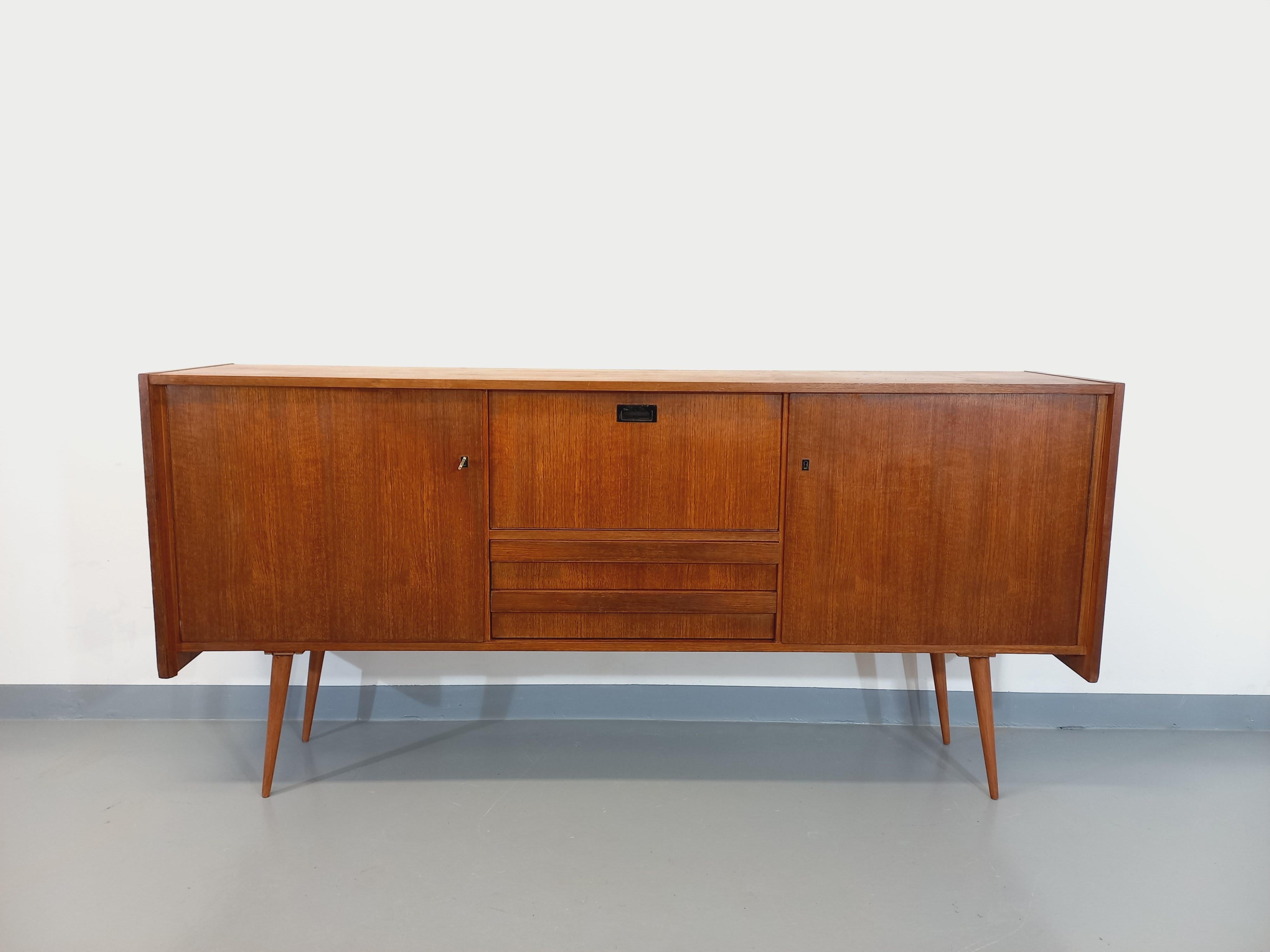 Enfilade vintage style scandinave en teck des années 60 5