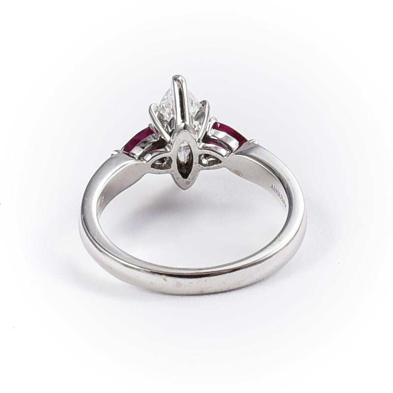 Women's or Men's Engagement 18 Karat White Gold Ring with 1 Diamond 1.01 Carat and Rubies For Sale