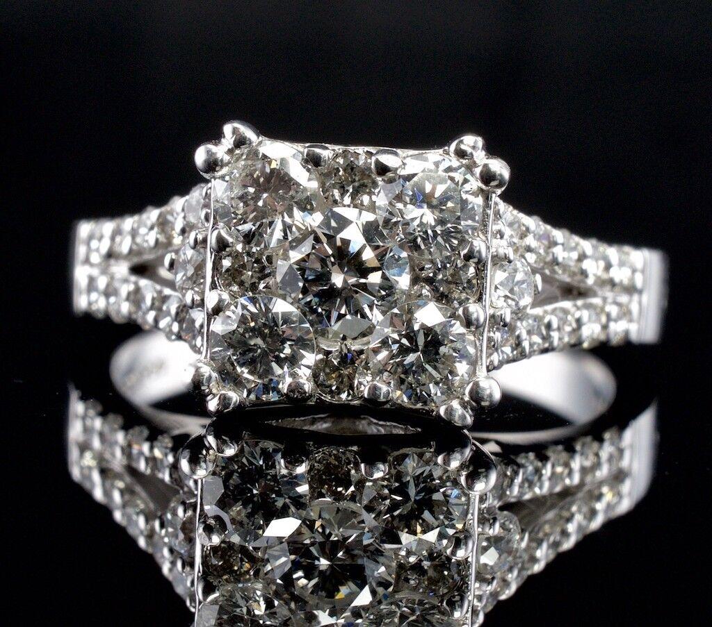 Bague de fiançailles en or blanc 14 carats avec diamants, ancienne propriété, 0,72 TDW Bon état - En vente à East Brunswick, NJ