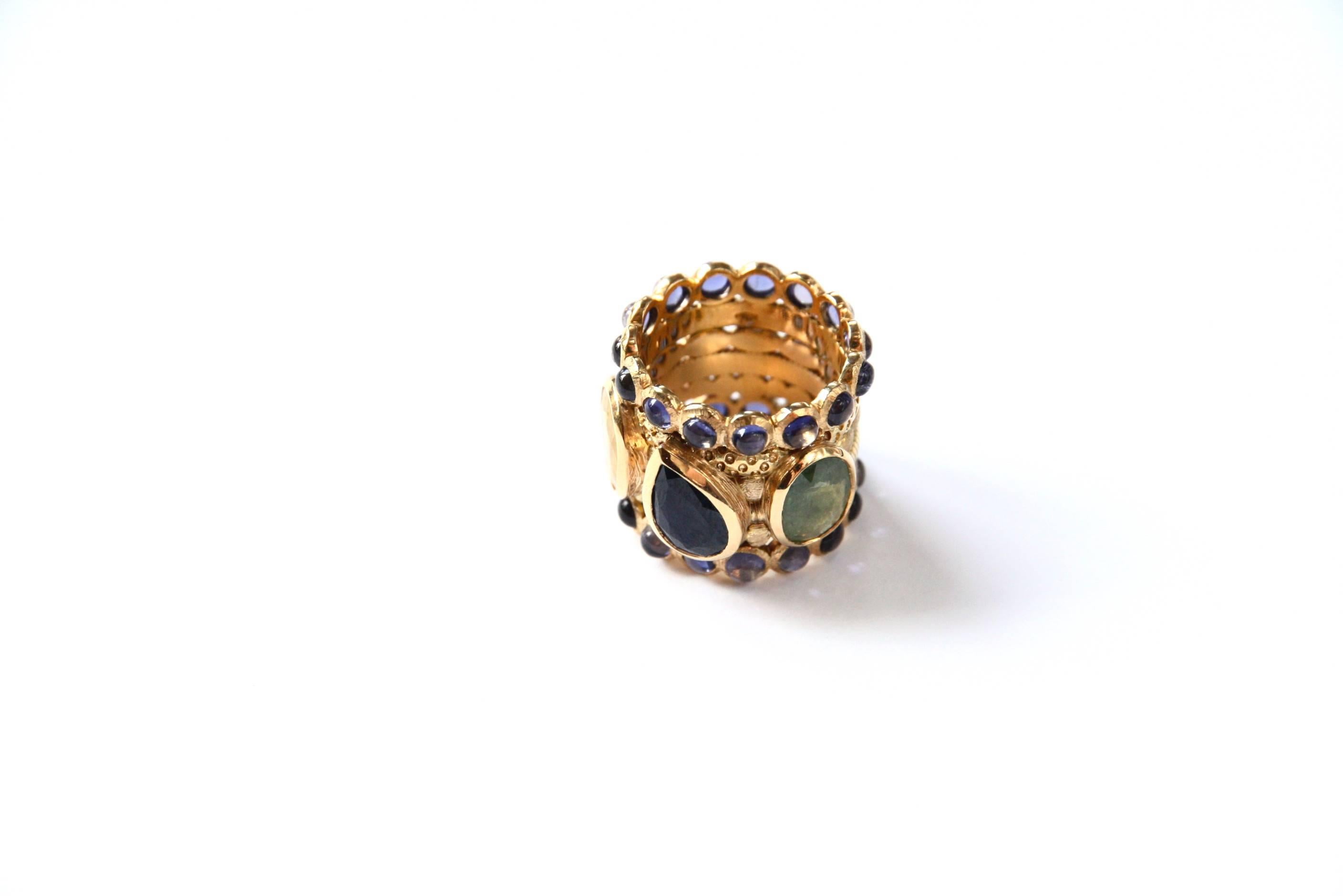 Engagement Eternity Blue, Yellow and Green Sapphire Tanzanite Gold Chennai Ring In New Condition For Sale In Milan, IT
