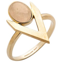 Gold Pink Opal V-Shaped Ring from IOSSELLIANI