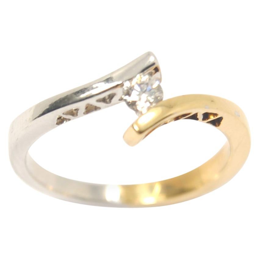 Engagement Ring 0.15 Carat Twist Model in White and Yellow 18 Karat Gold