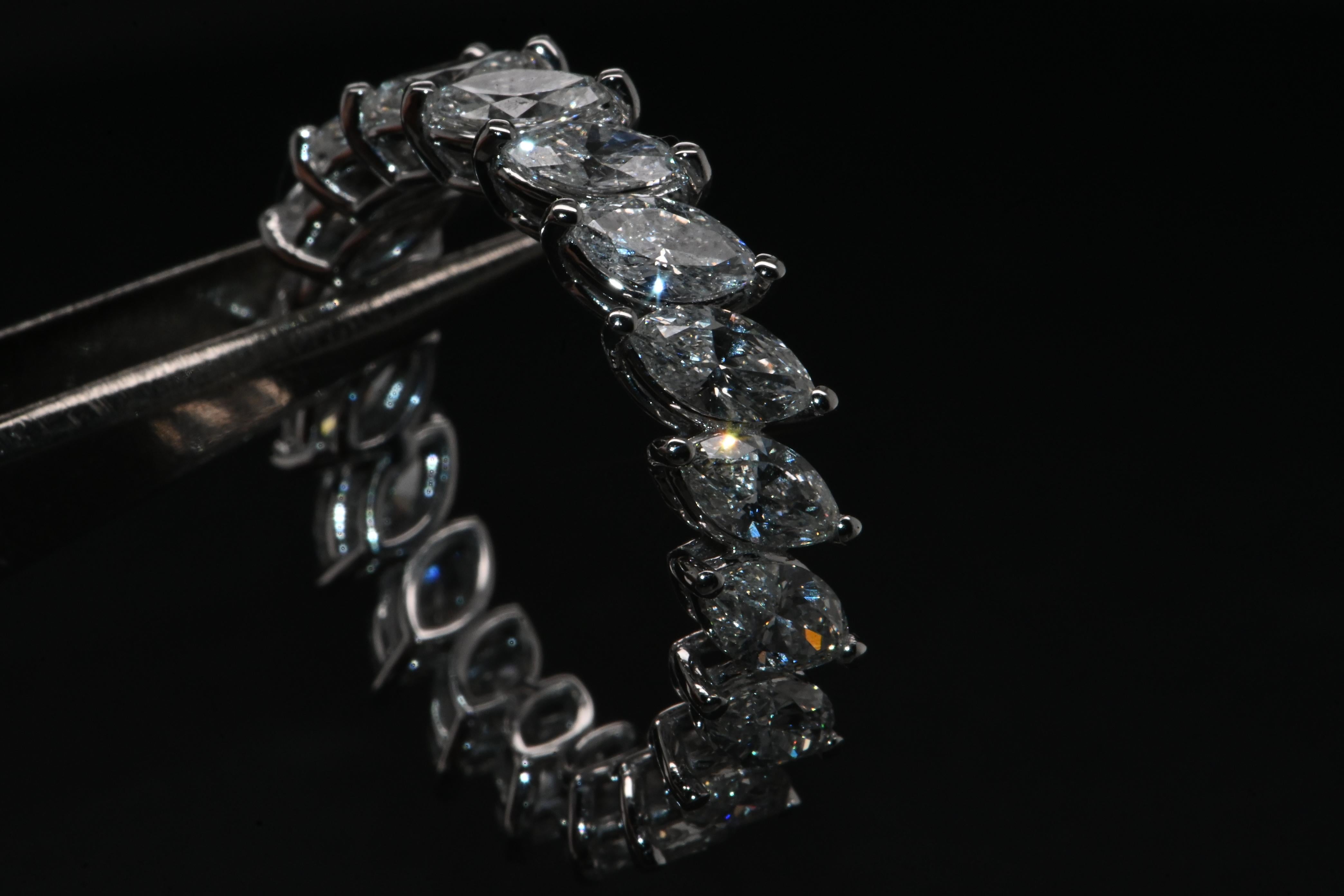 Engagement Ring 18 Carat White Gold Adorned With Diamonds Totaling 3.62 carats For Sale 1