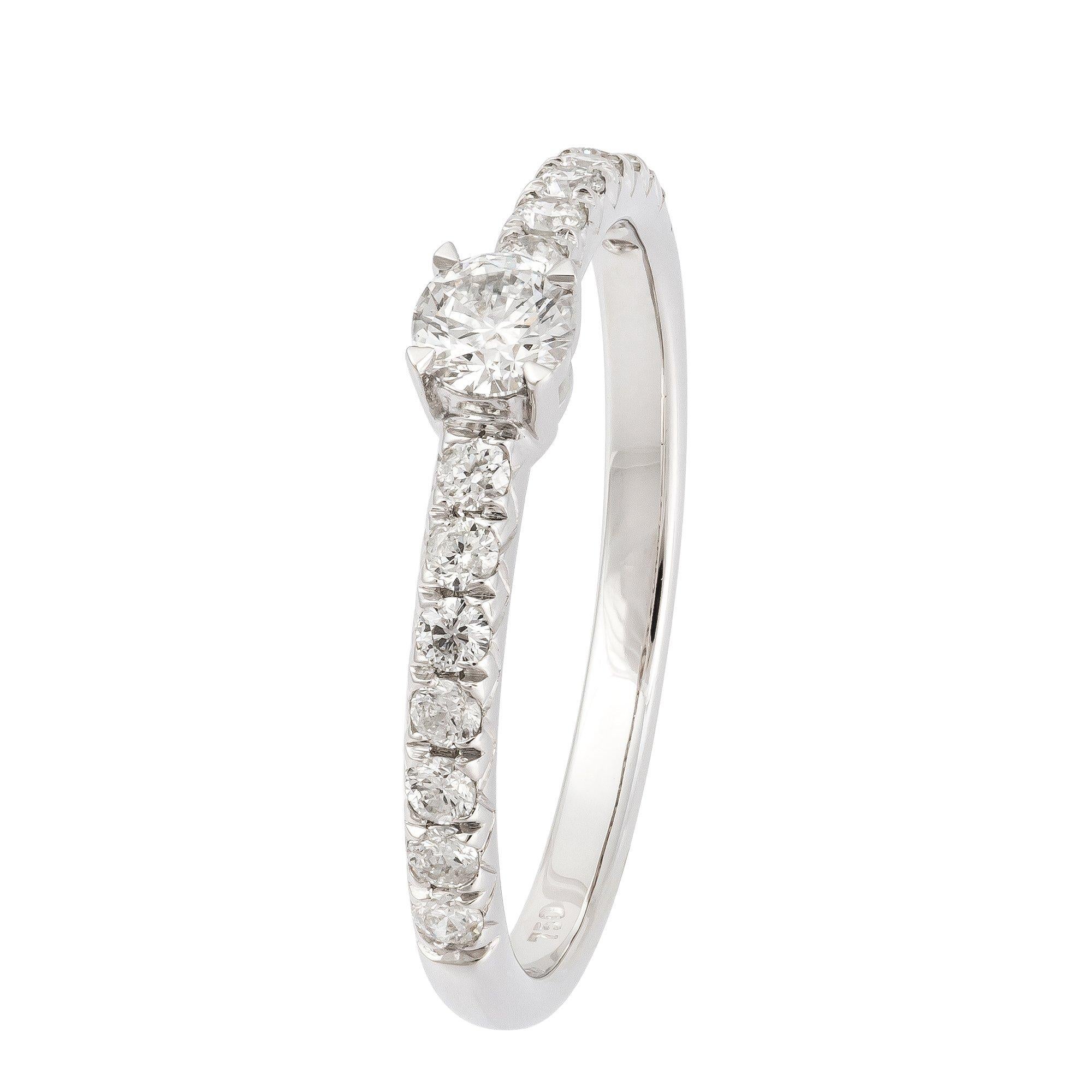 Engagement RING 18K White Diamond 0.43 Cts/15 Pcs