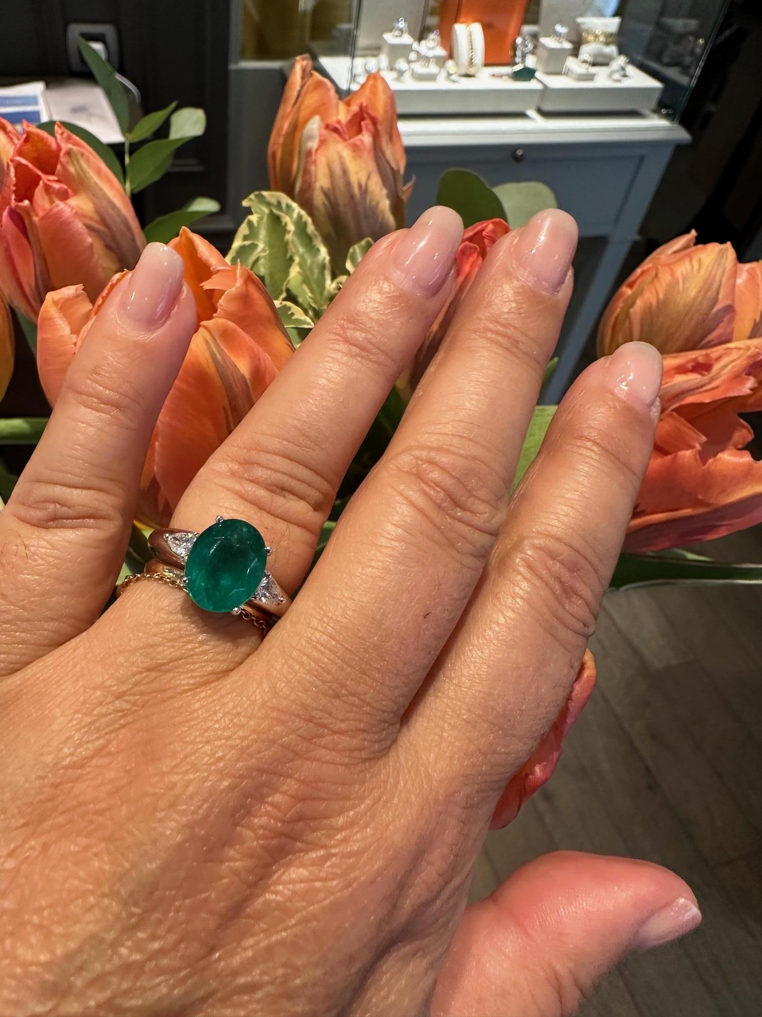Art Deco Engagement Ring Emerald Diamonds White Gold 18 Karat For Sale