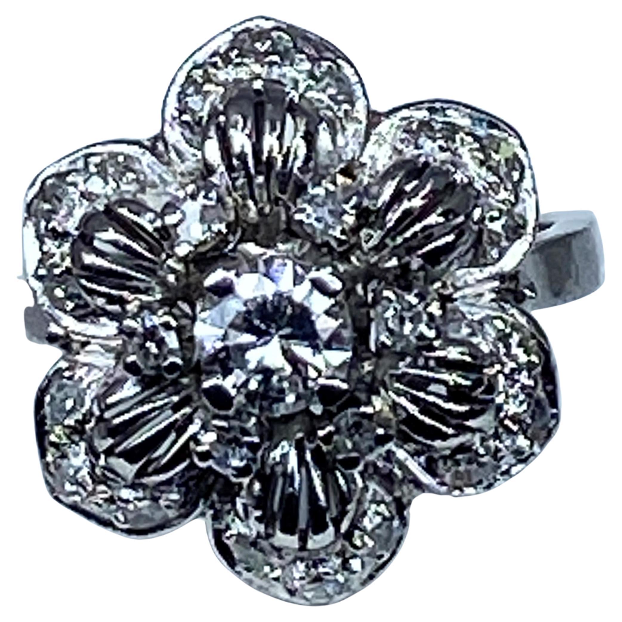 Engagement Ring in 18 Carat, Flower Model Set with Diamonds