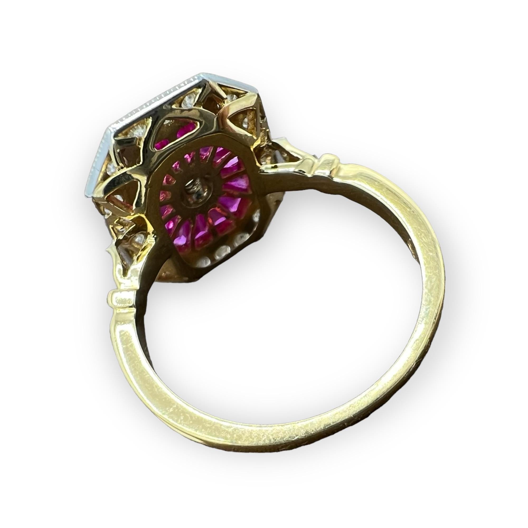 Engagement Ring in 18 Carat Gold Set with Calibrated Rubies and Diamonds For Sale 7