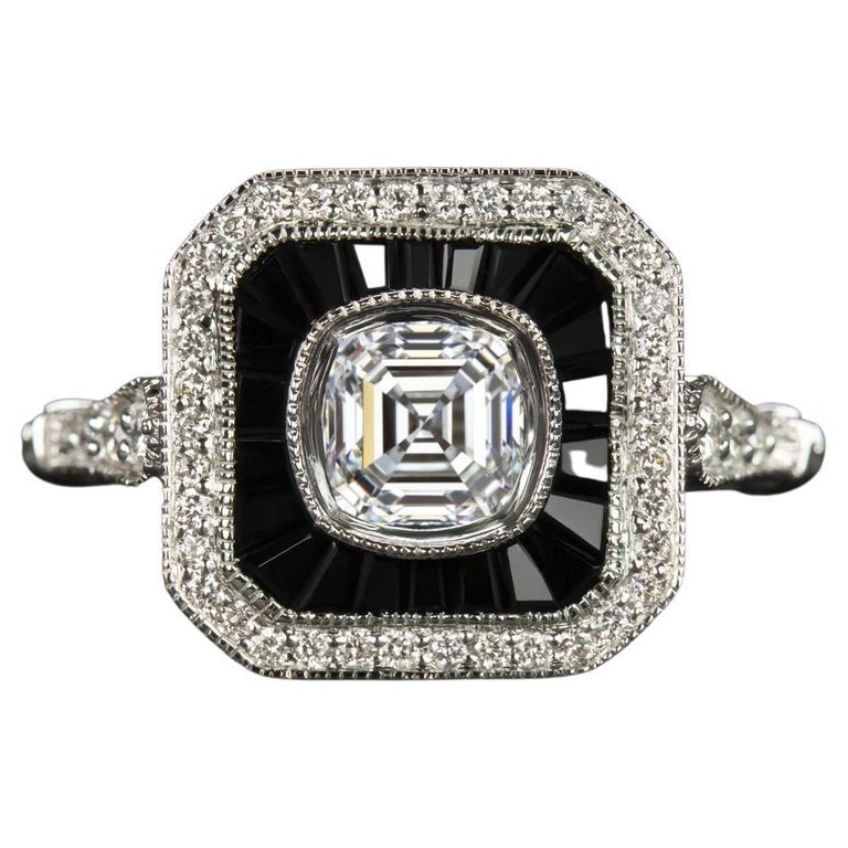 Bague de fiançailles en onyx avec halo de diamants taille émeraude carrée  certifiés GIA de 1 carat serti sur la bague En vente sur 1stDibs