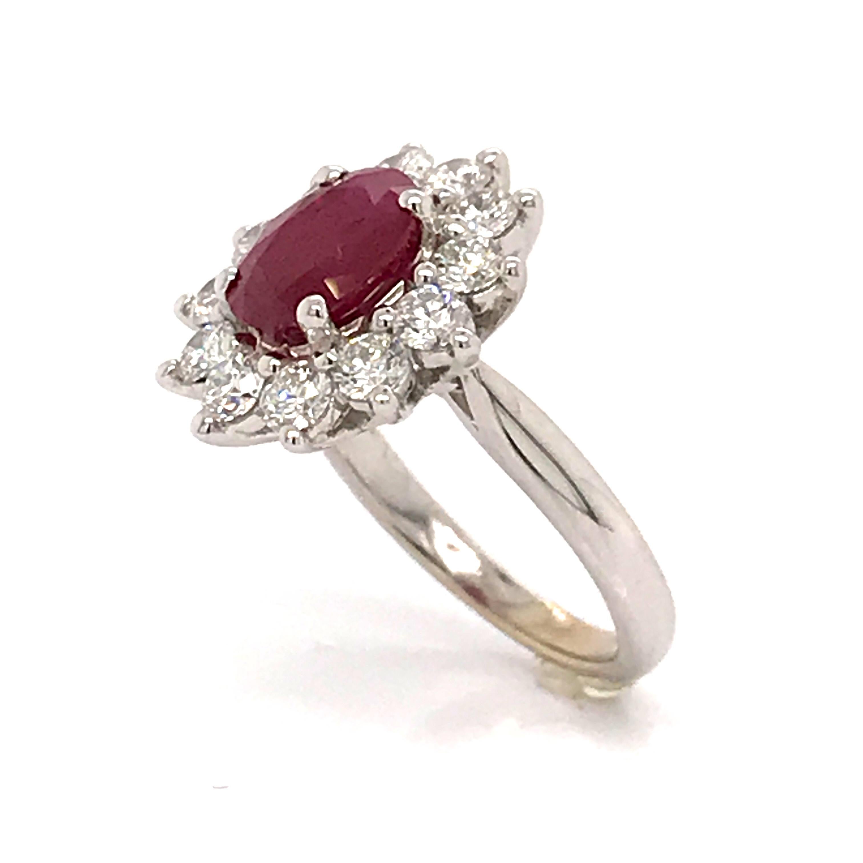 Engagement Ring Ruby Diamonds White Gold 18 Karat  For Sale 4