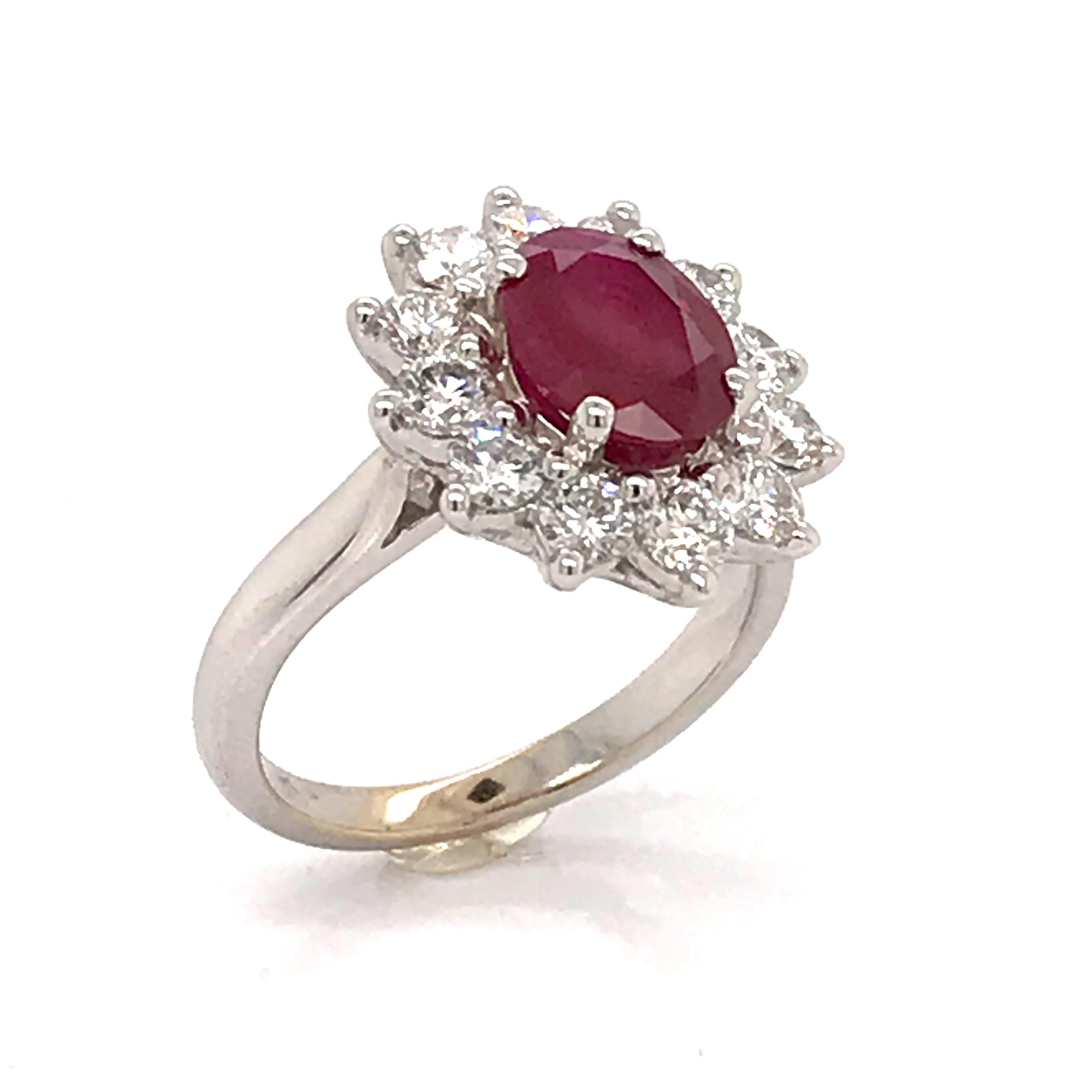 Engagement Ring Ruby Diamonds White Gold 18 Karat  For Sale 6
