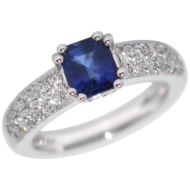 Engagement Ring Sapphire White Diamonds White Gold 18 Karat For Sale