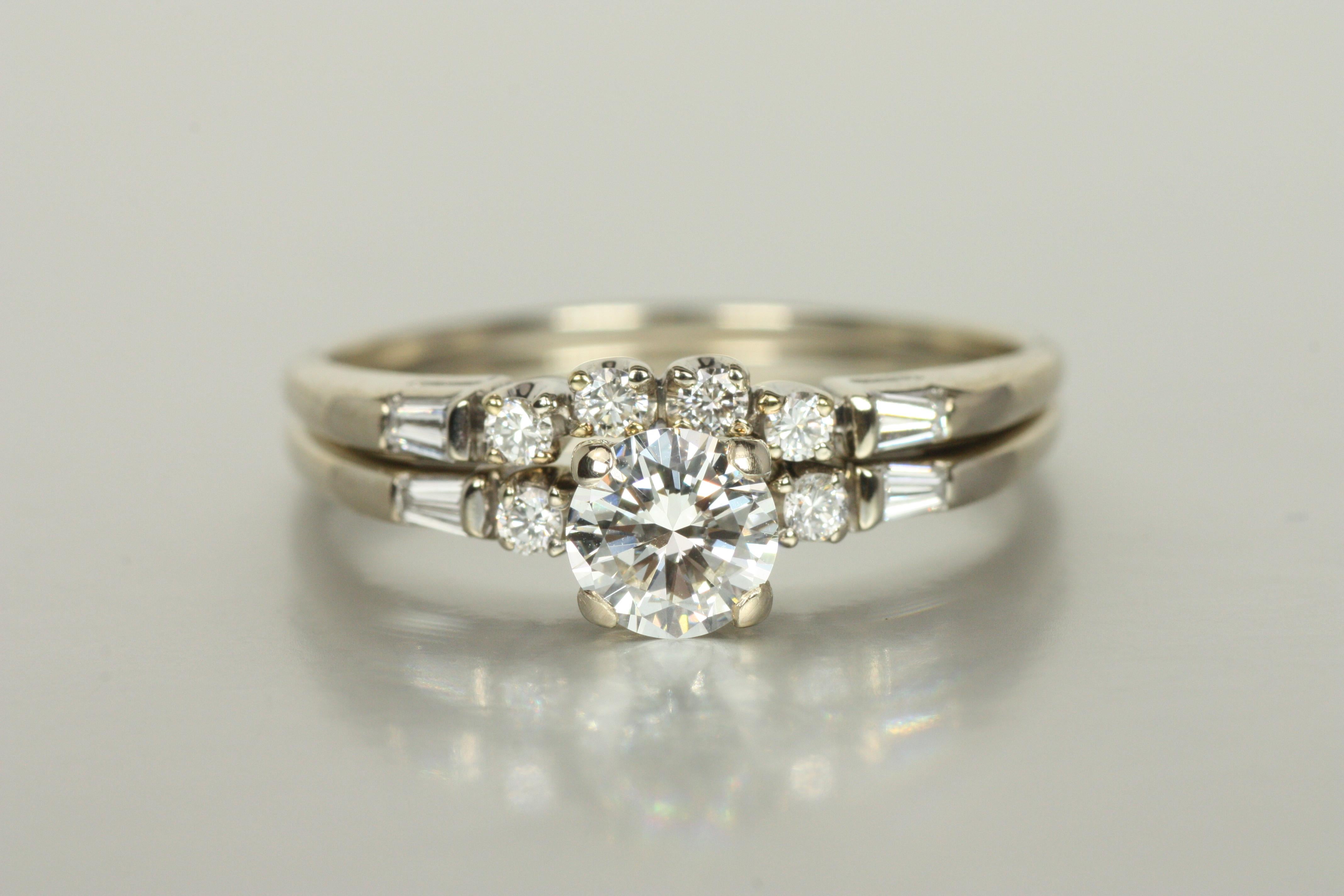 Round Cut Engagement Ring Set – 0.72ct Round & Tapered Baguette Cut Diamonds 18K White For Sale
