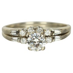 Verlobungsring Set - 0,72ct Runde & konische Baguette geschliffene Diamanten 18K Weiß