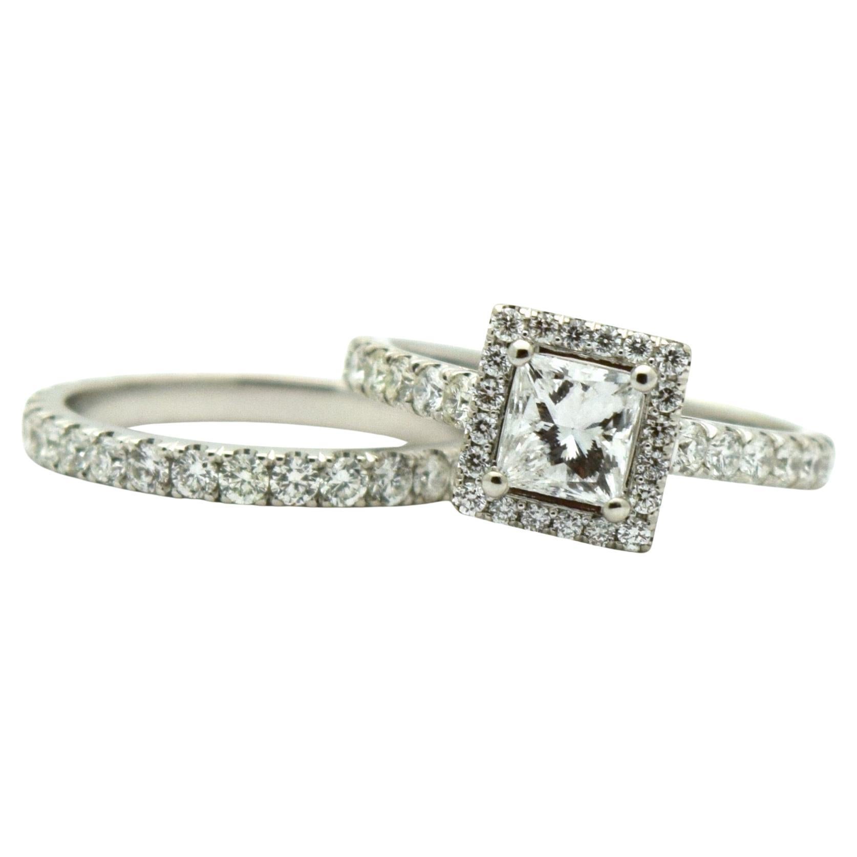 Conjunto de anillo de compromiso Anillo de compromiso talla princesa Anillo y banda de diamantes de oro de 18 KT