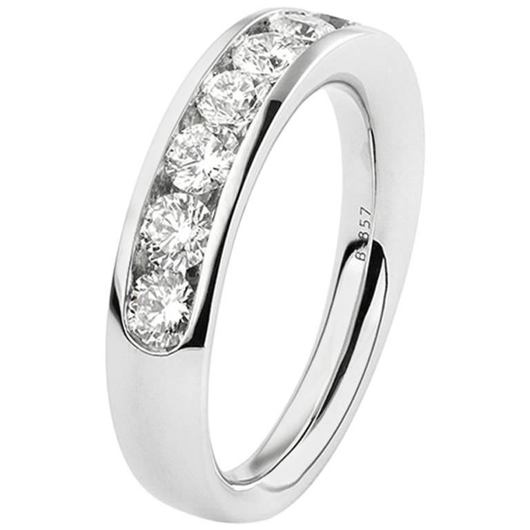 Engagement Ring White Diamonds White Gold 18 Karat  For Sale
