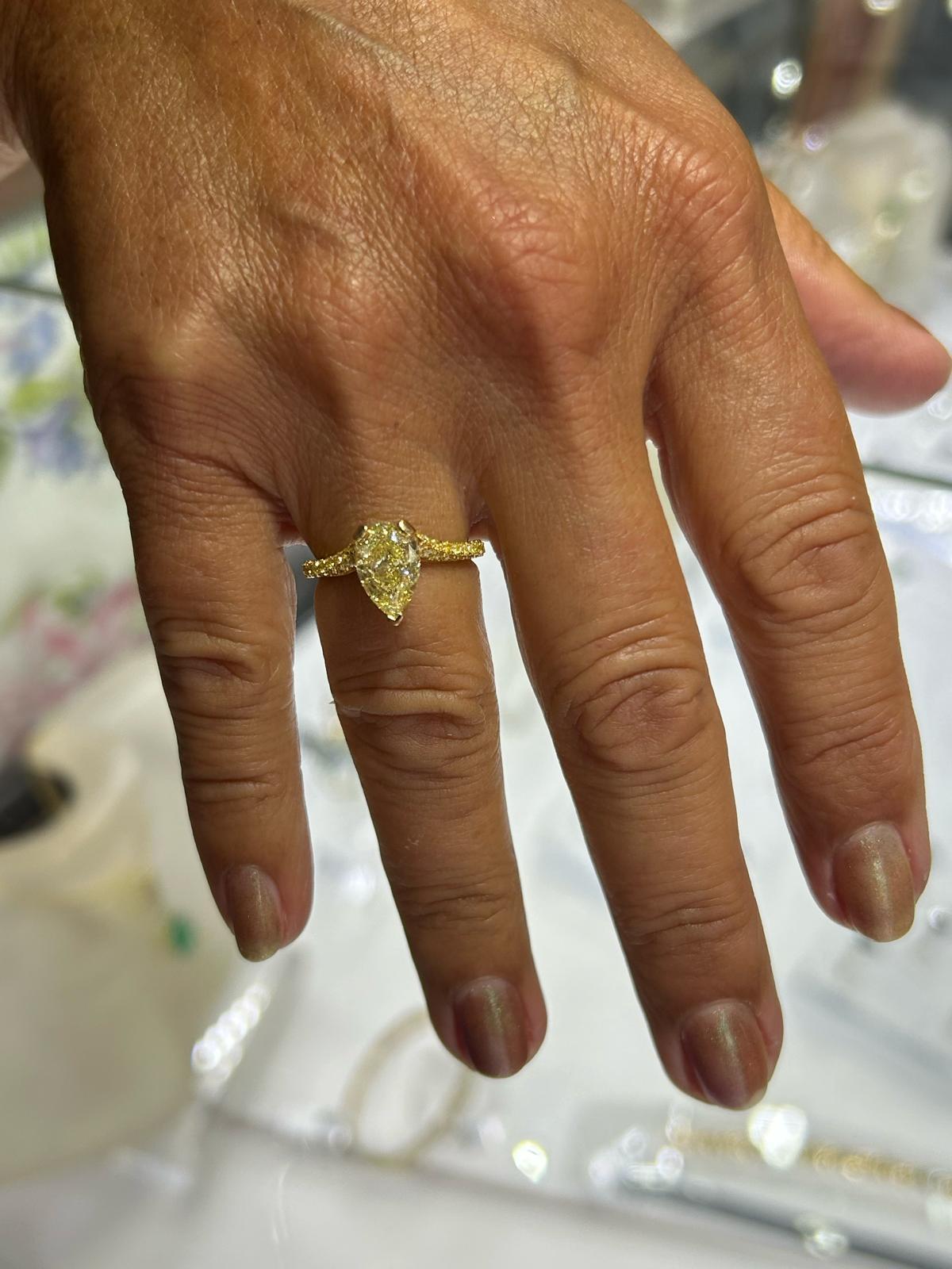 Engagement Ring with 2.01ct Fancy Yellow Pear Shape Diamond In New Condition For Sale In New York, NY