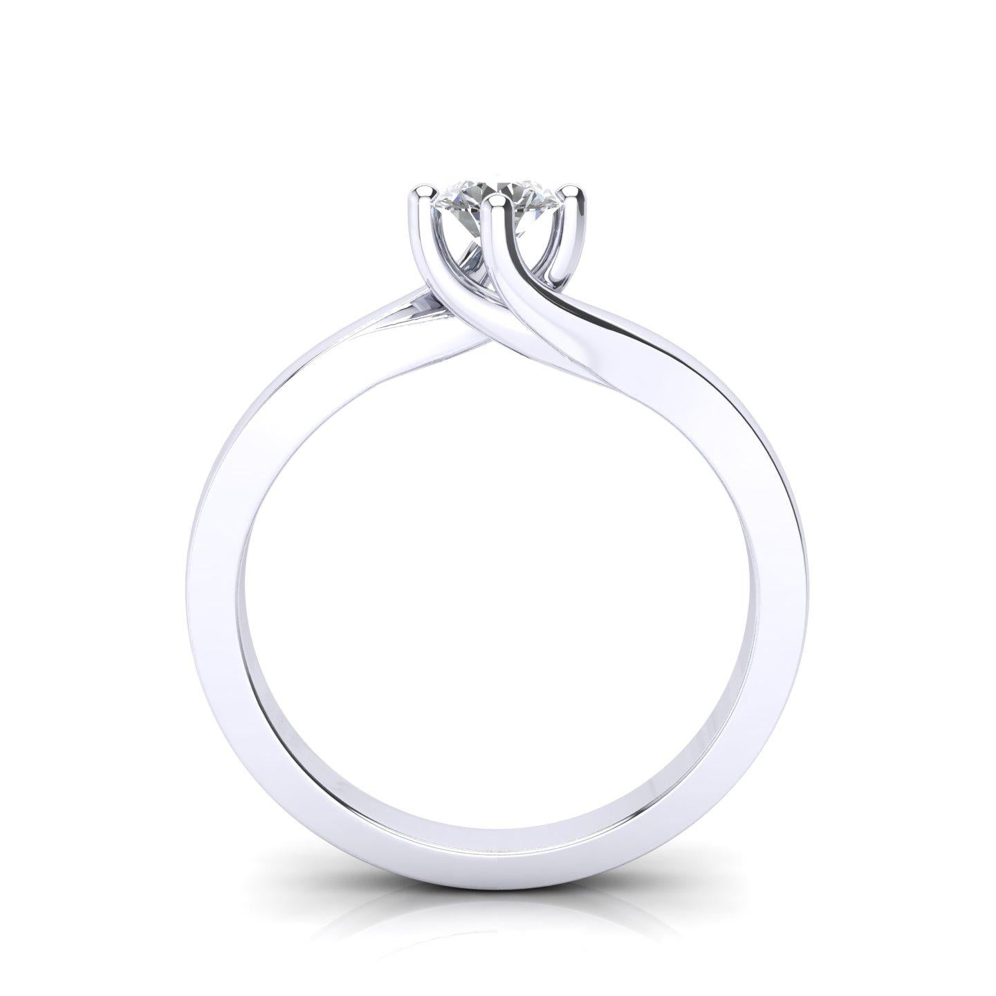 En vente :  Bague de fiançailles en or 18 carats avec diamant blanc naturel certifié 0, 30 carat G SI1 3