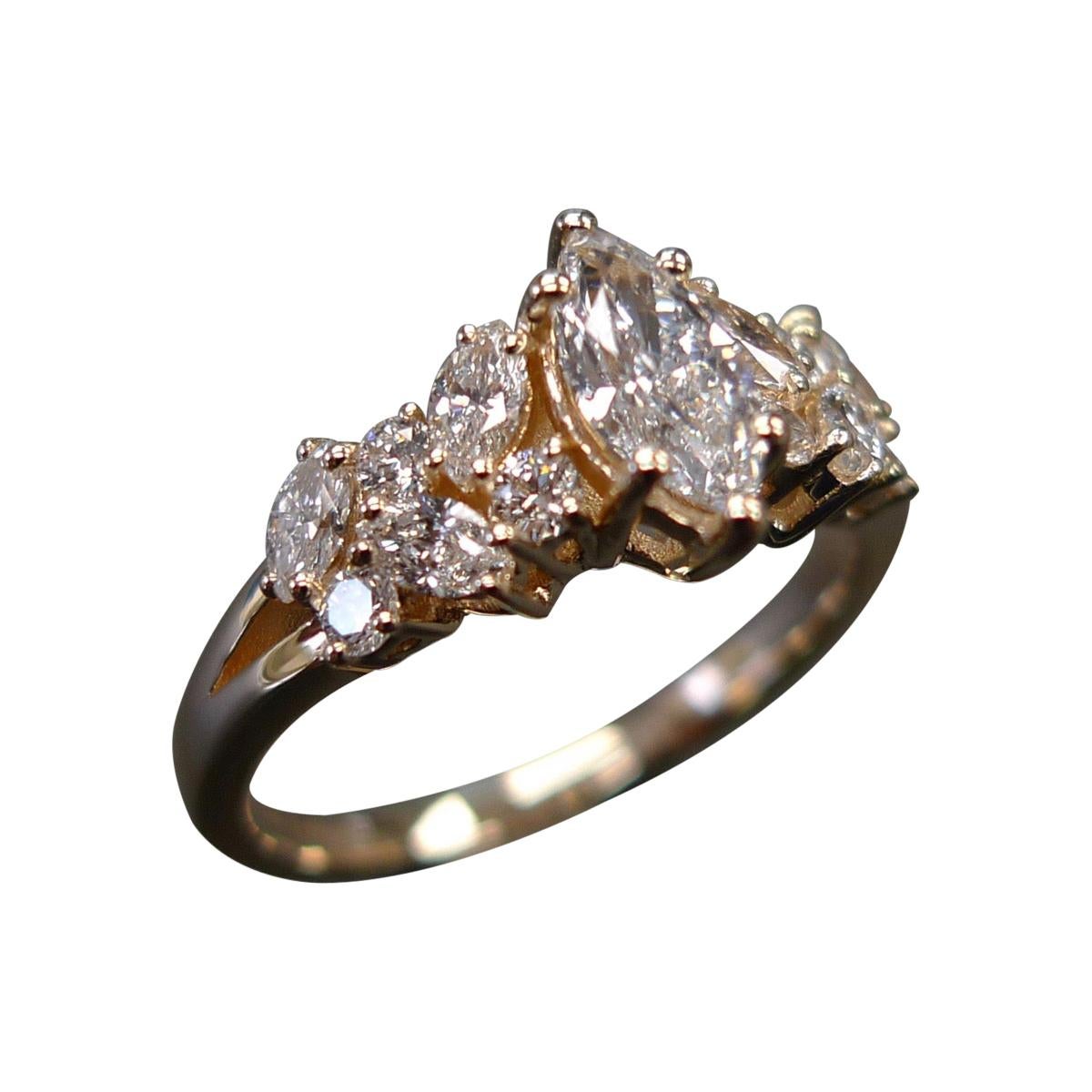 Bague de fiançailles en or rose 18 carats avec diamant marquise et diamant rond taille brillant