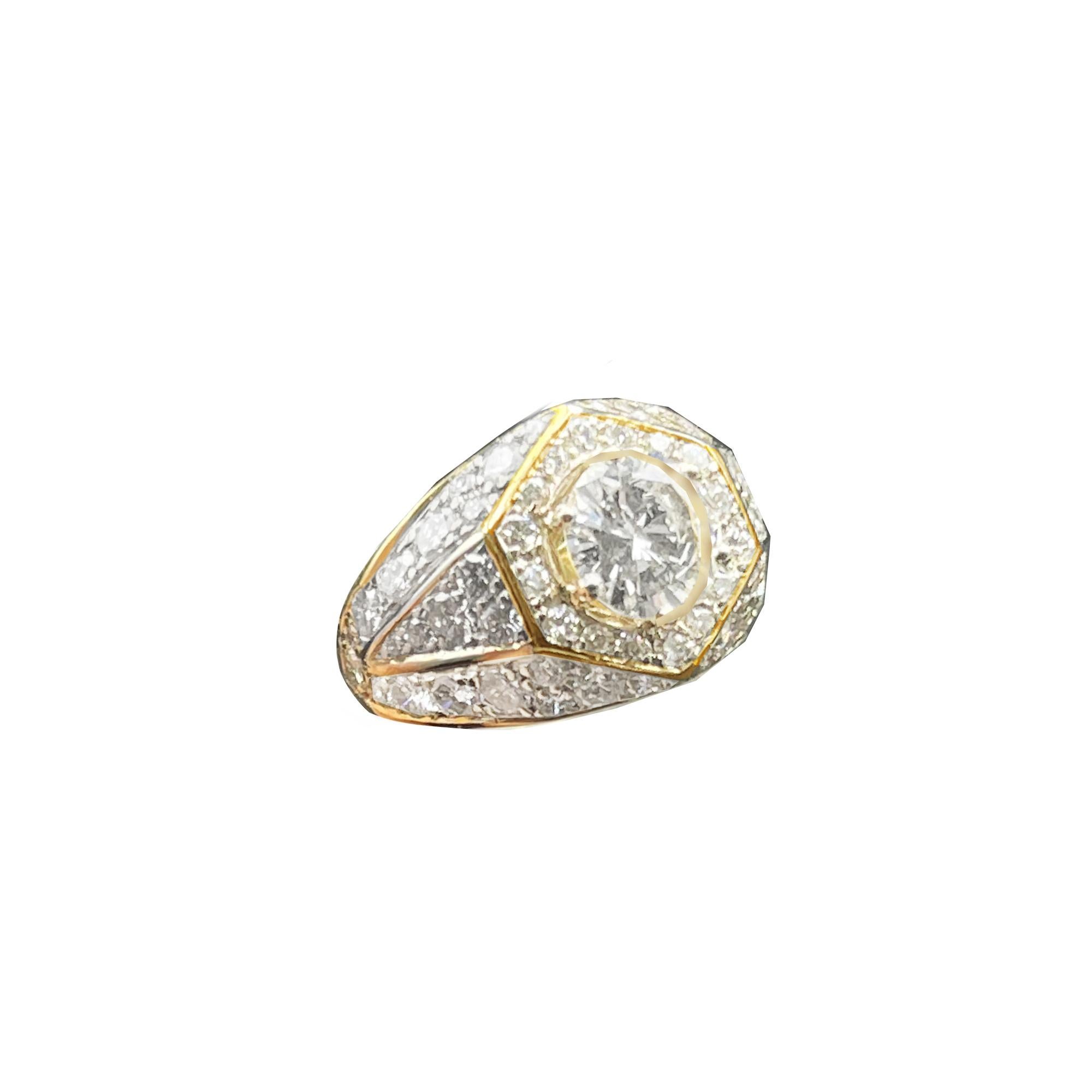 Engagement Vintage Round Diamond 1.32 Ct  18 Kt Yellow Gold Ring 1