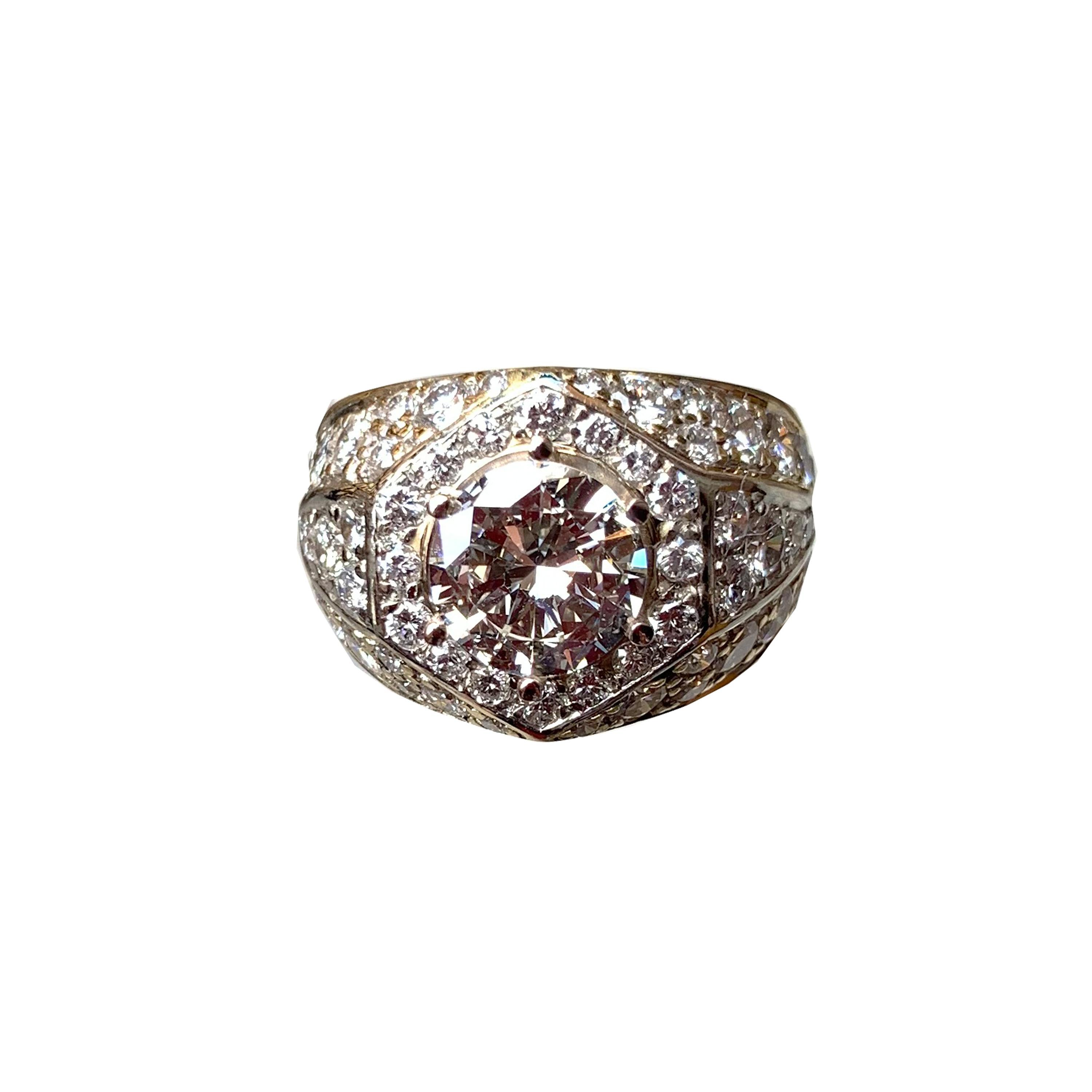 Engagement Vintage Round Diamond 1.32 Ct  18 Kt Yellow Gold Ring 2