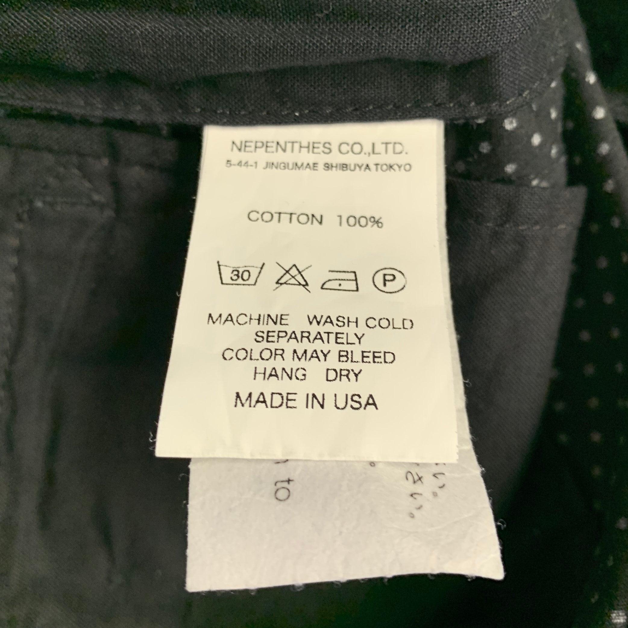 ENGINEERED GARMENTS Size 32 Black White Polka Dot Cotton Zip Fly Shorts For Sale 2